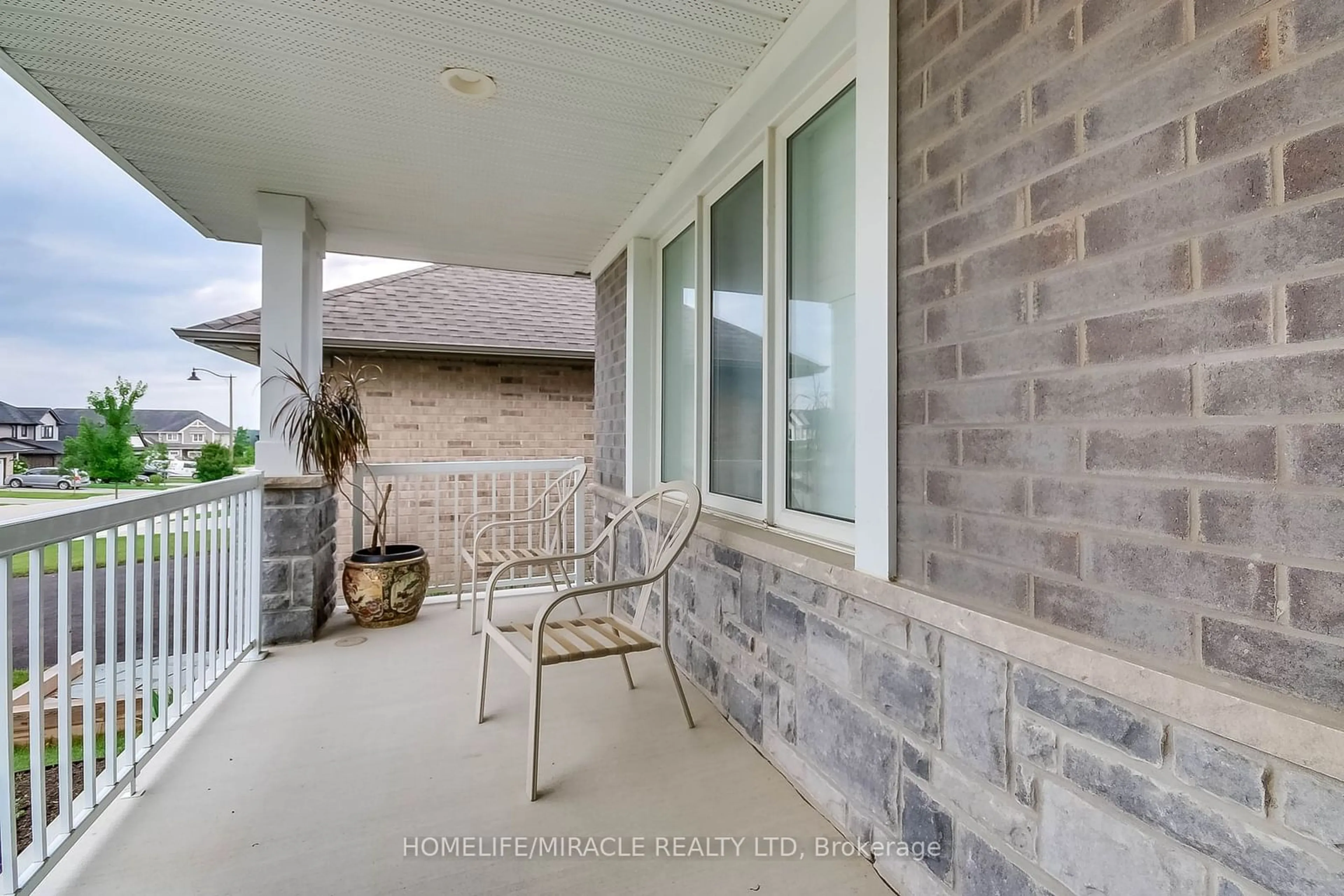 Patio, the fenced backyard for 15 Fox Hollow Crt, St. Thomas Ontario N5R 0J6