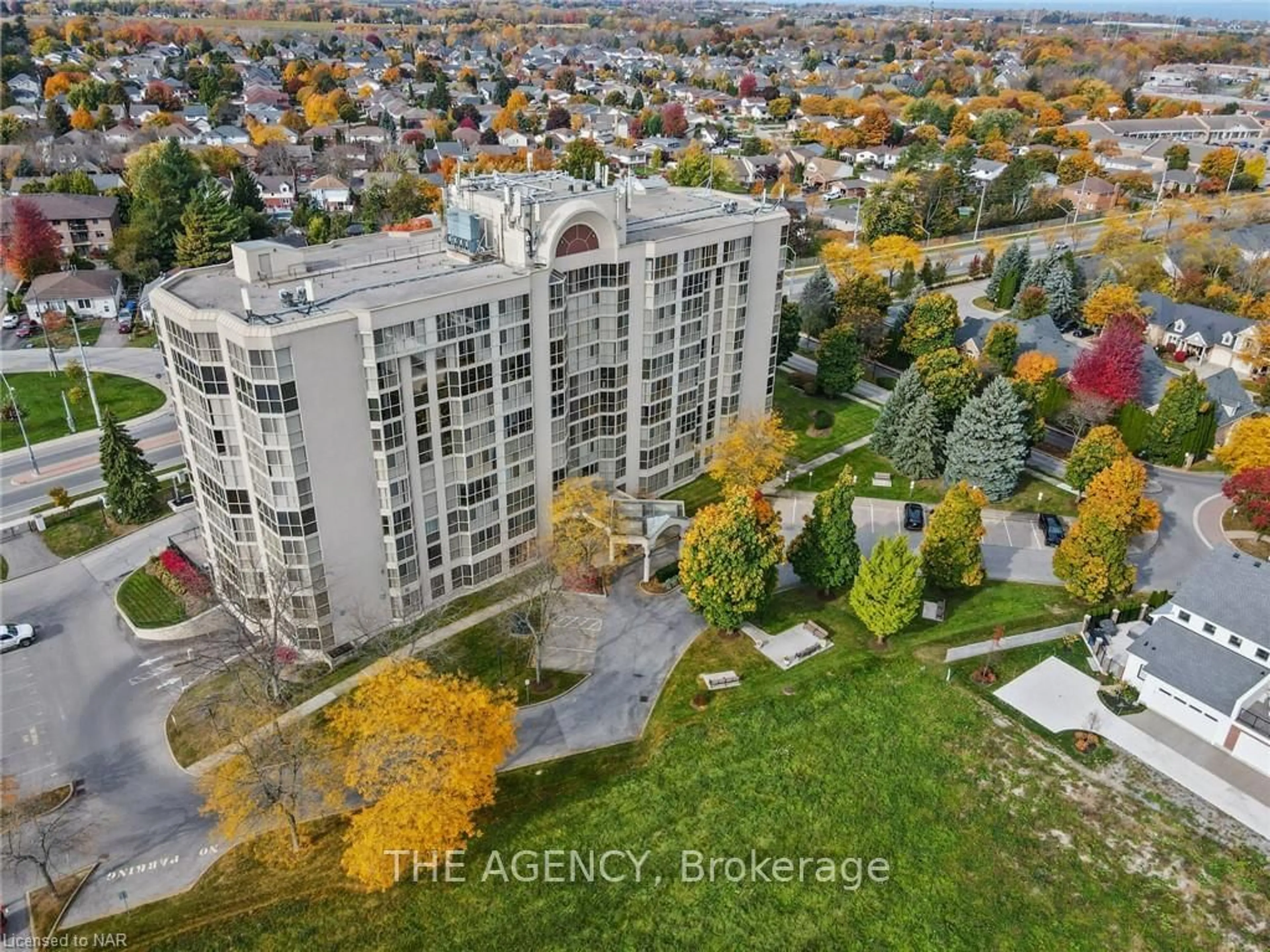 A pic from exterior of the house or condo, the street view for 162 MARTINDALE Rd #802, St. Catharines Ontario L2S 3S4