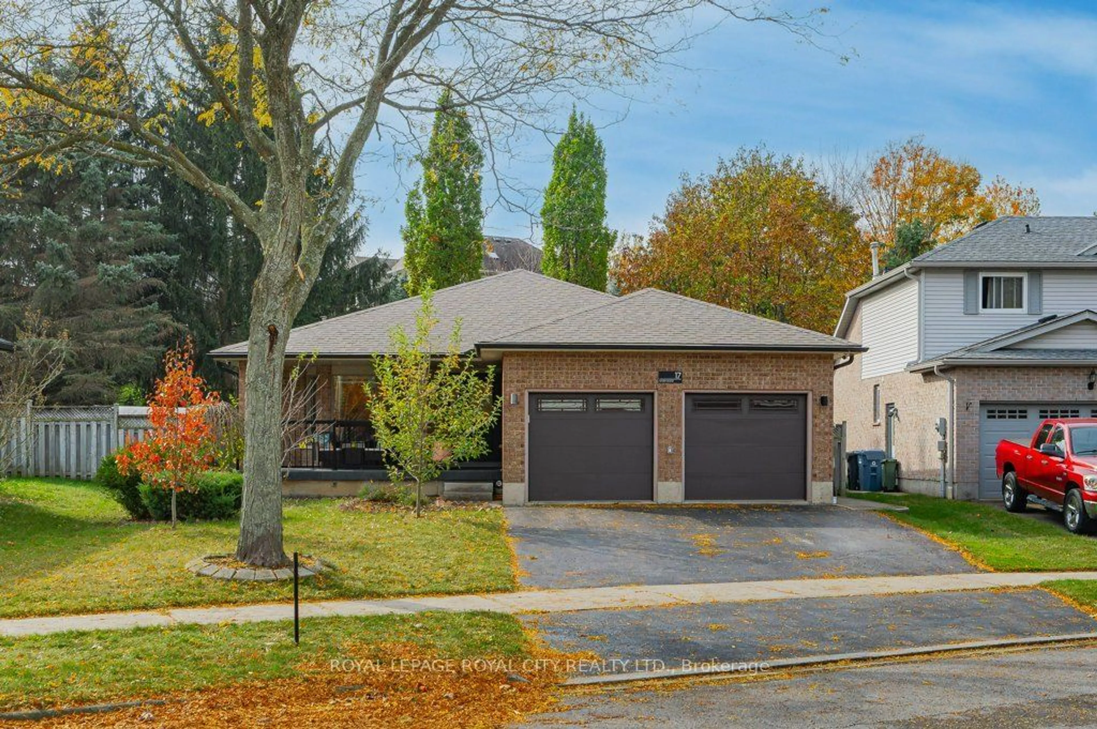 Frontside or backside of a home, the street view for 17 Darby Rd, Guelph Ontario N1K 1R4