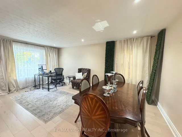 Additional property image - 105 Kings Forest Dr