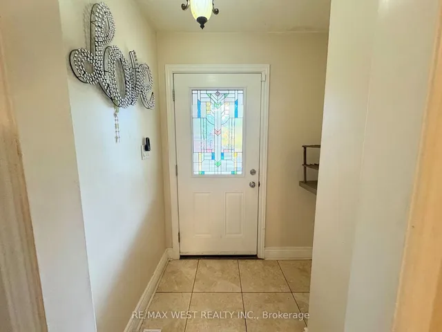 Additional property image - 105 Kings Forest Dr