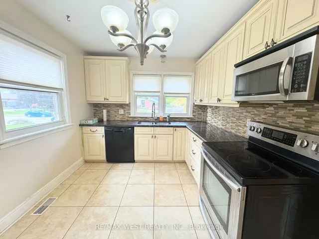 Additional property image - 105 Kings Forest Dr