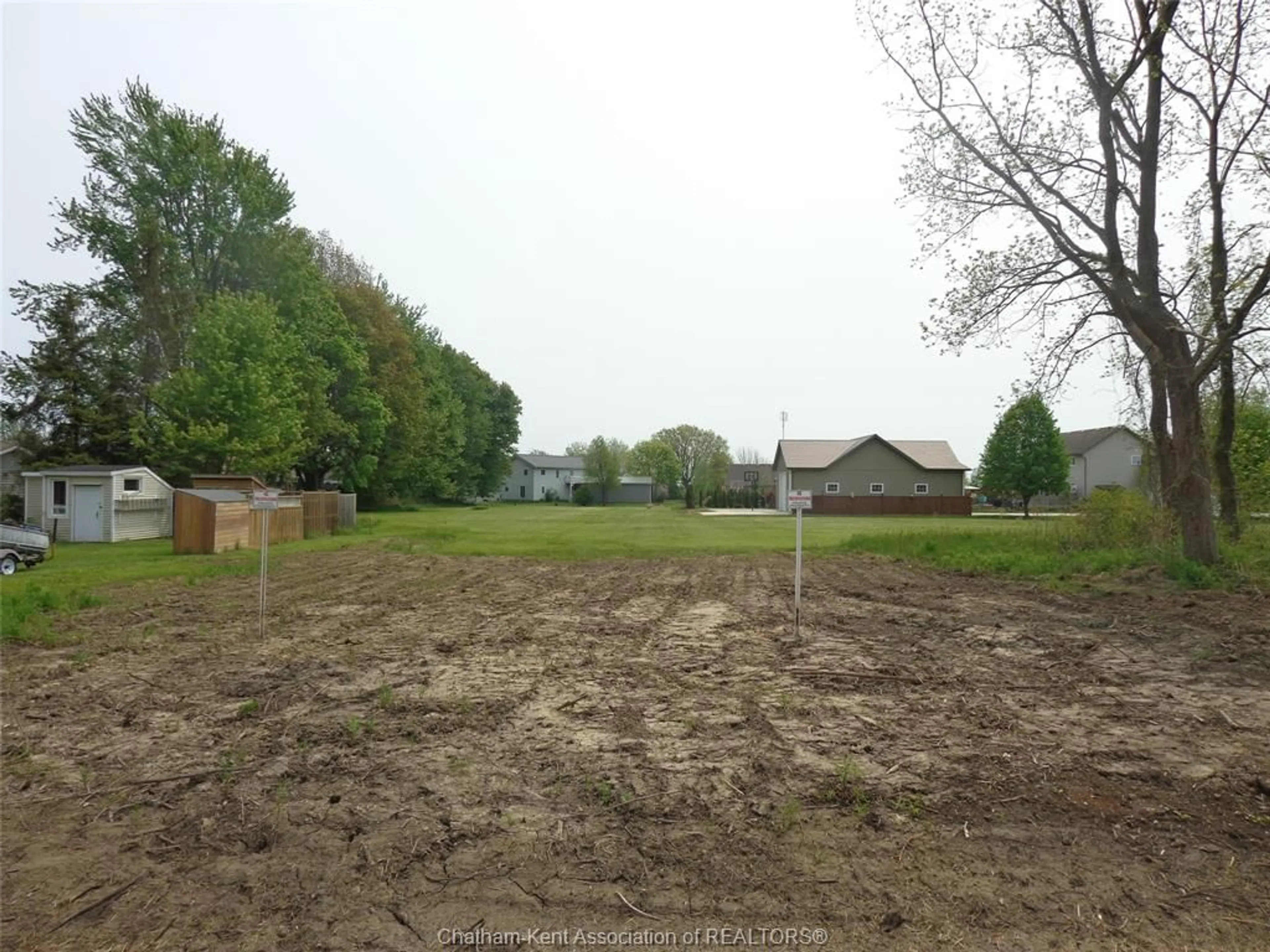 Fenced yard for V/L Metcalfe St, Shrewsbury Ontario N0P1A0