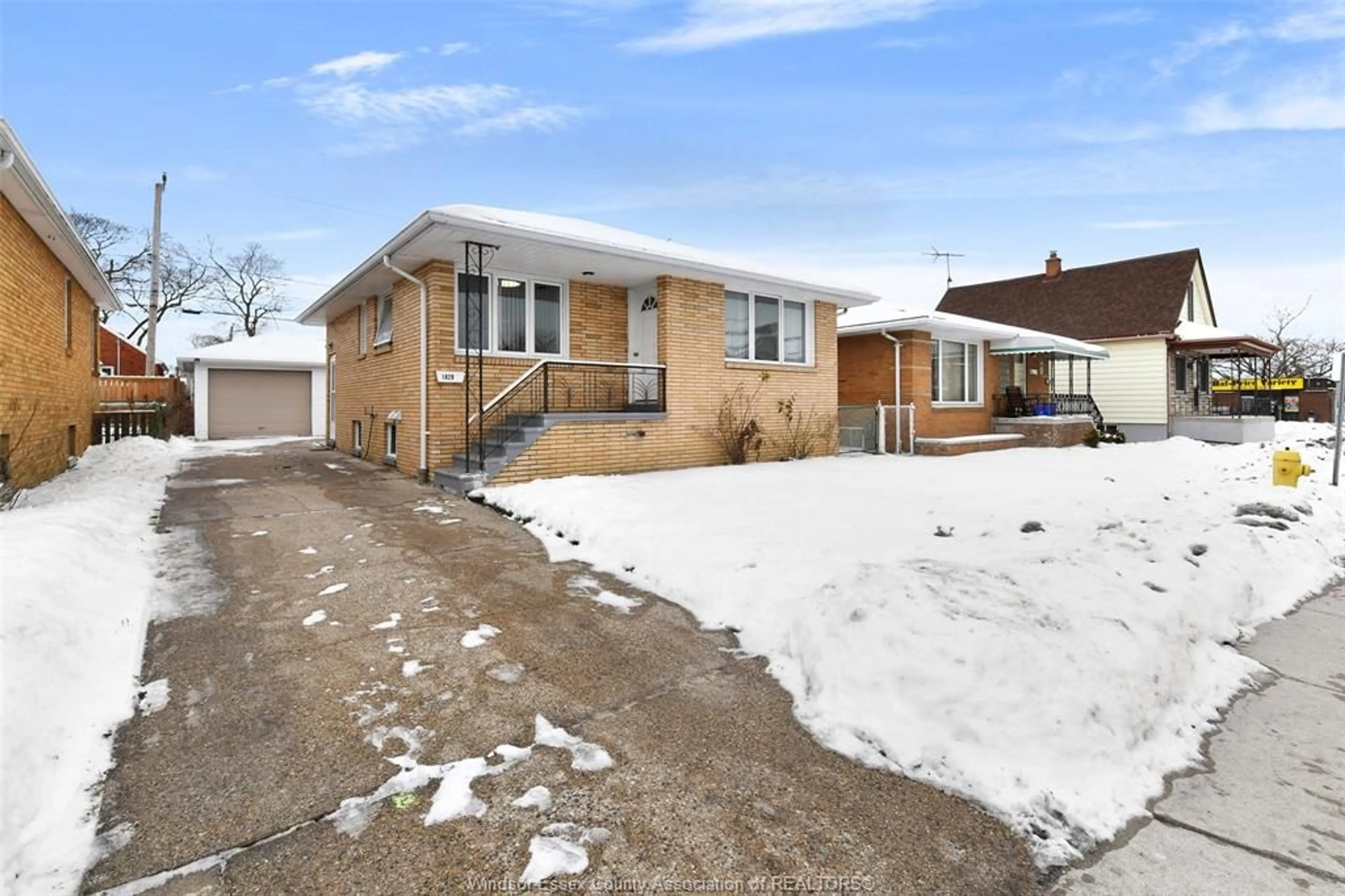 Frontside or backside of a home for 1829 DROUILLARD Rd, Windsor Ontario N8W 3X4