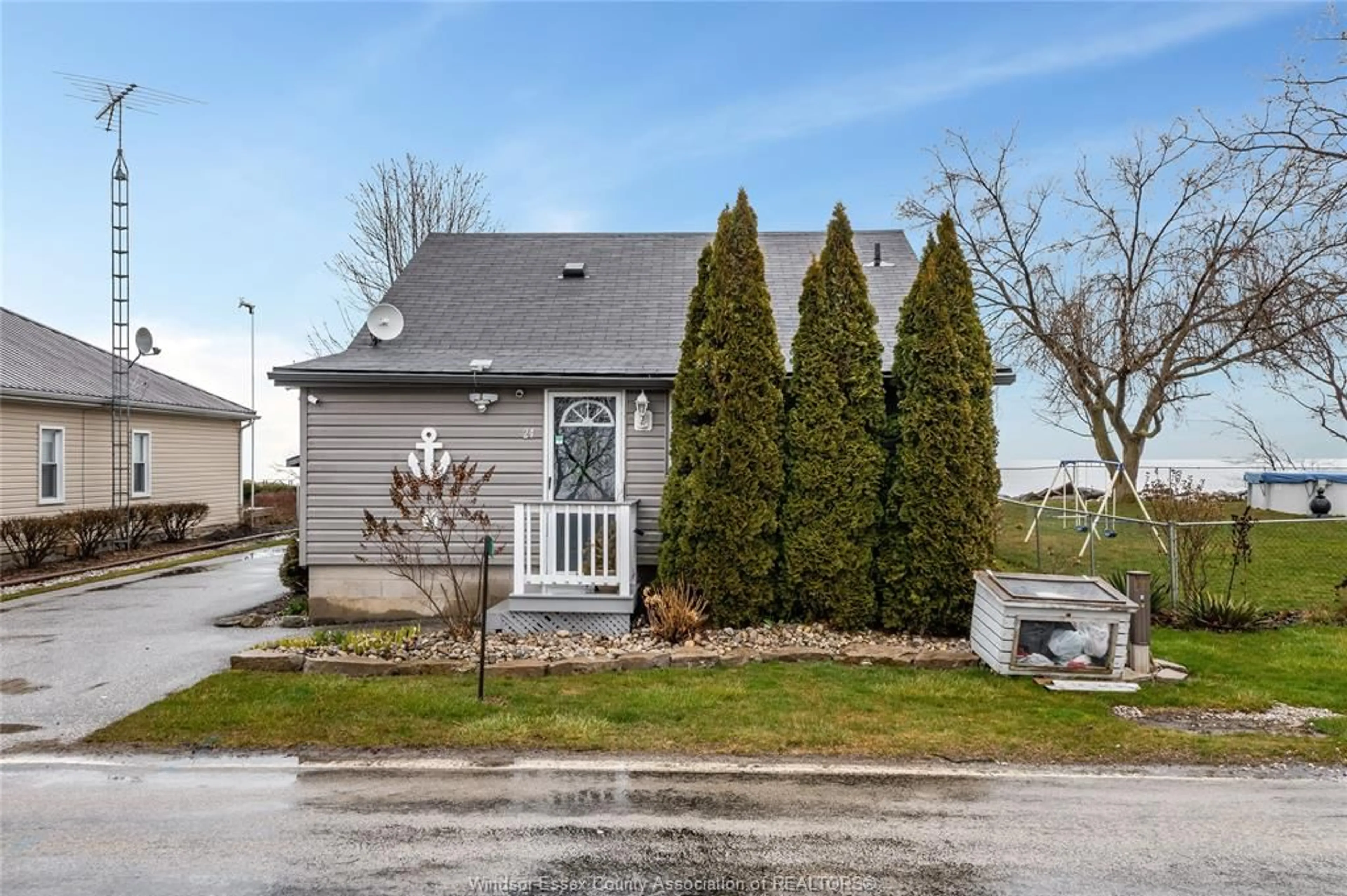 Frontside or backside of a home for 24 PULLEY Rd, Leamington Ontario N0P 2P0