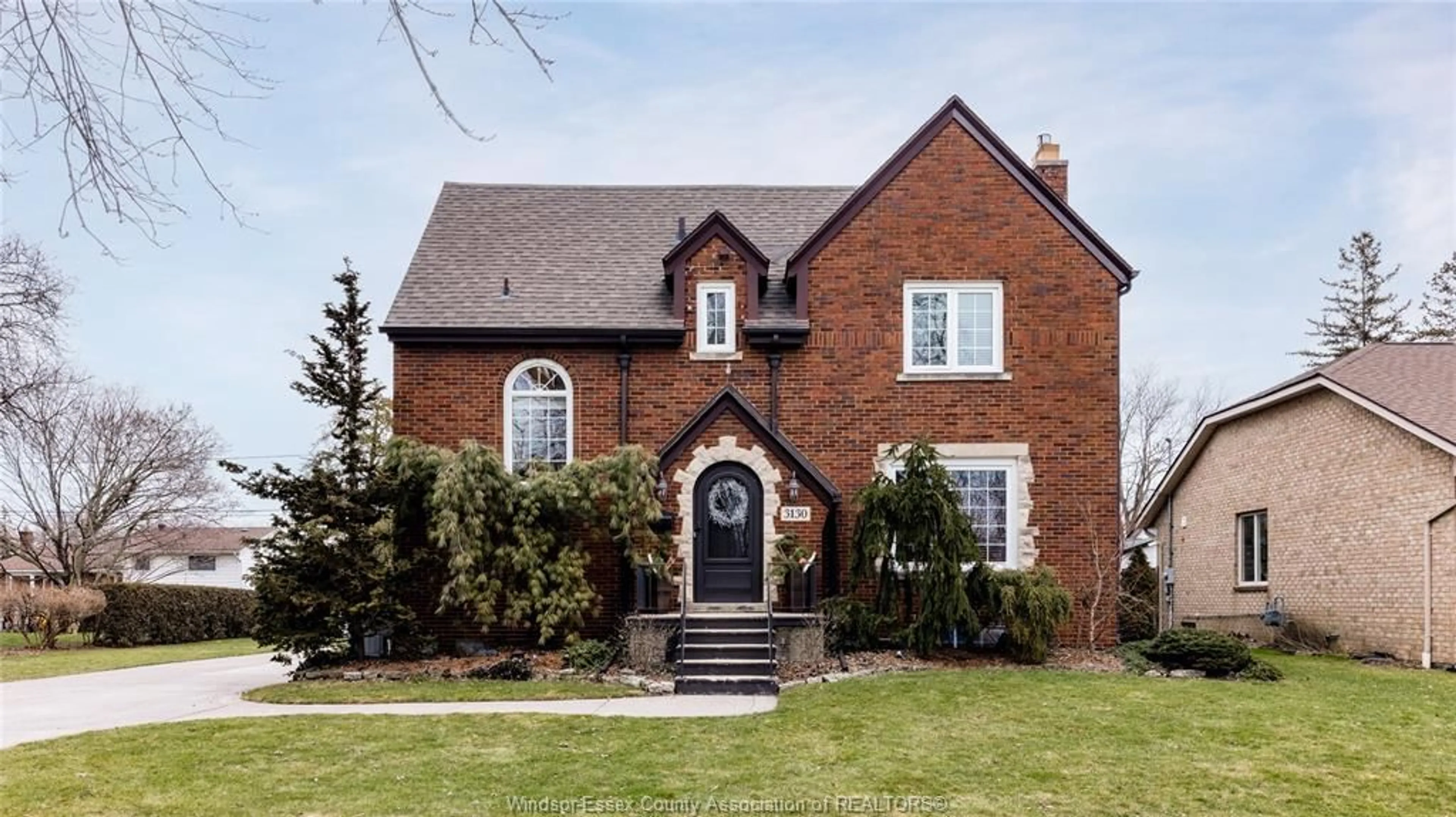 Home with brick exterior material for 3130 CALIFORNIA, Windsor Ontario N9E 3K6