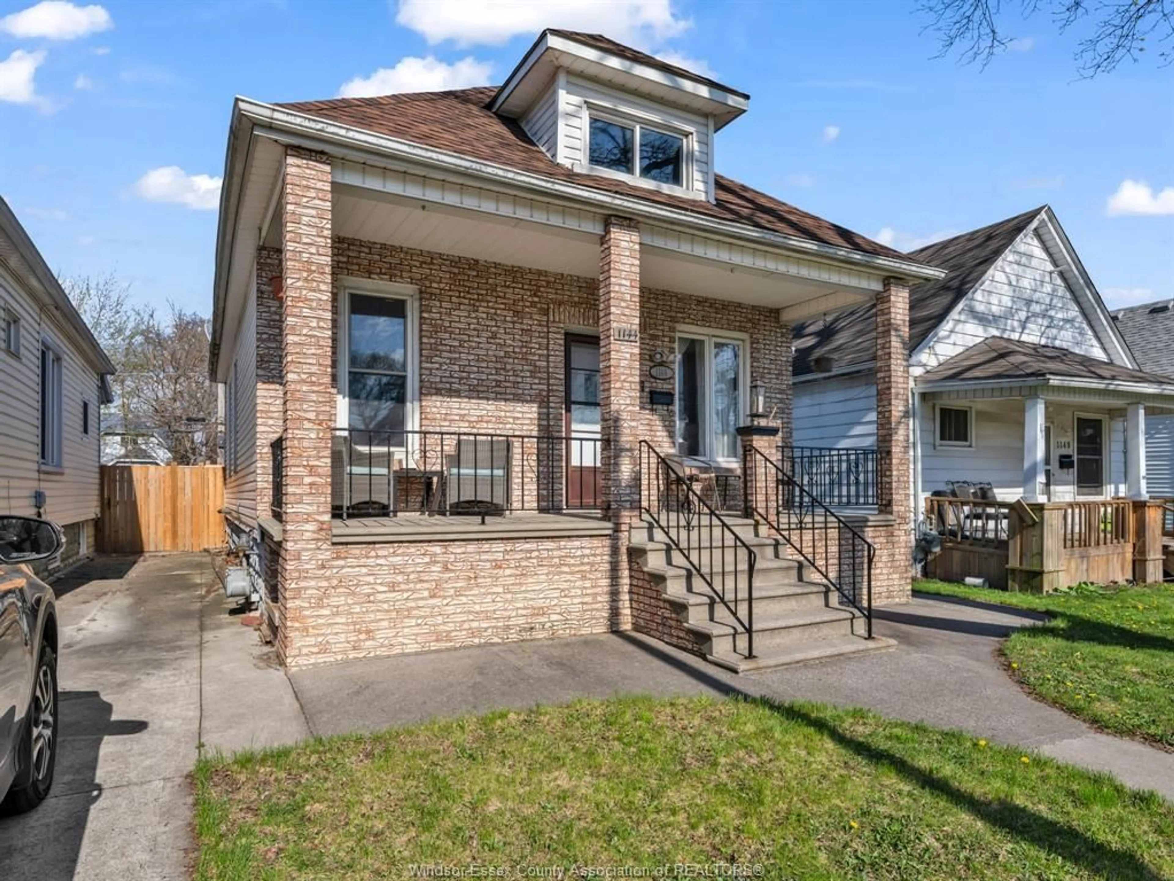 Frontside or backside of a home for 1144 MOY, Windsor Ontario N9A 2P5