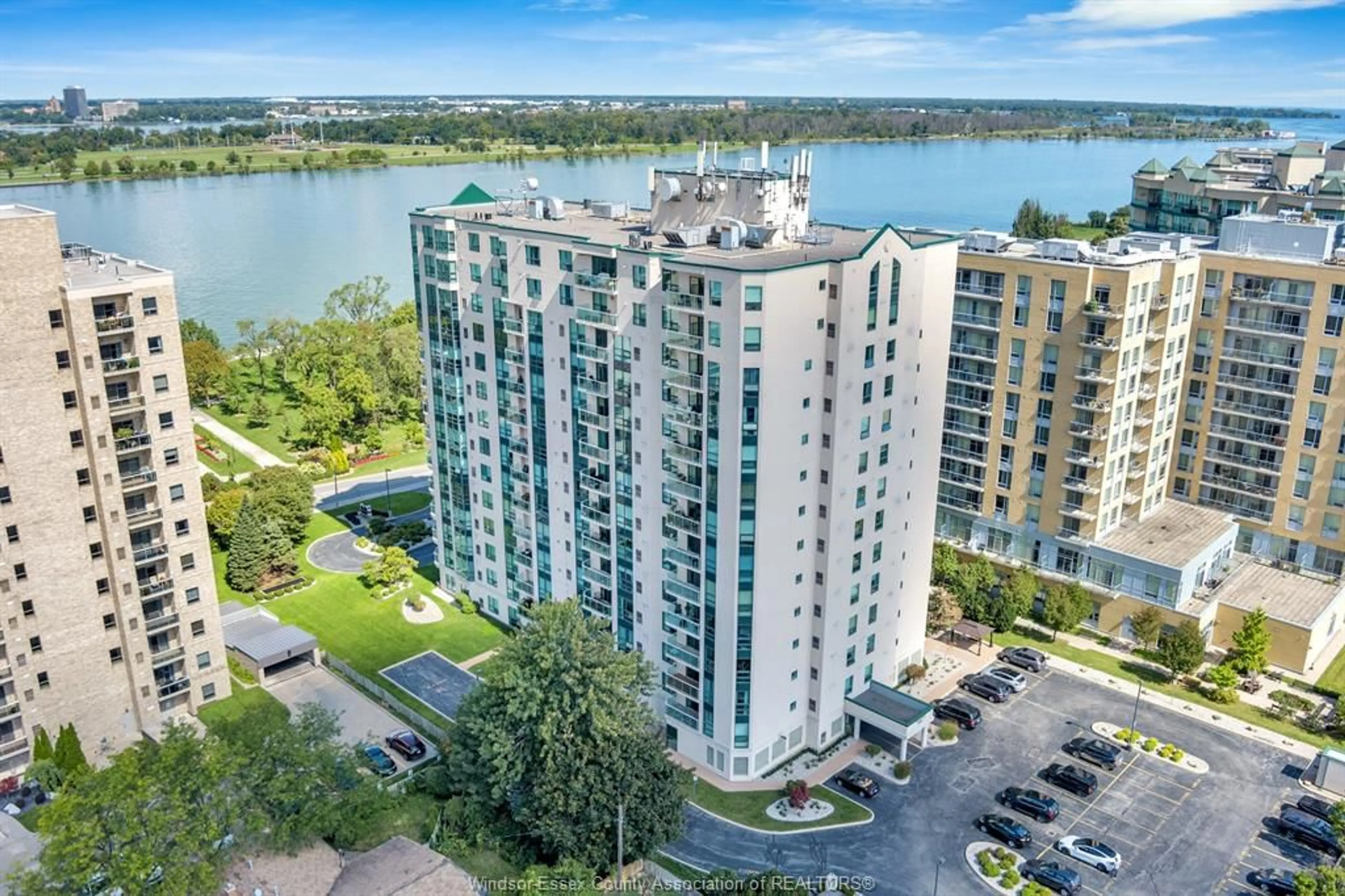 Lakeview for 4789 RIVERSIDE Dr #903, Windsor Ontario N8Y 5A2