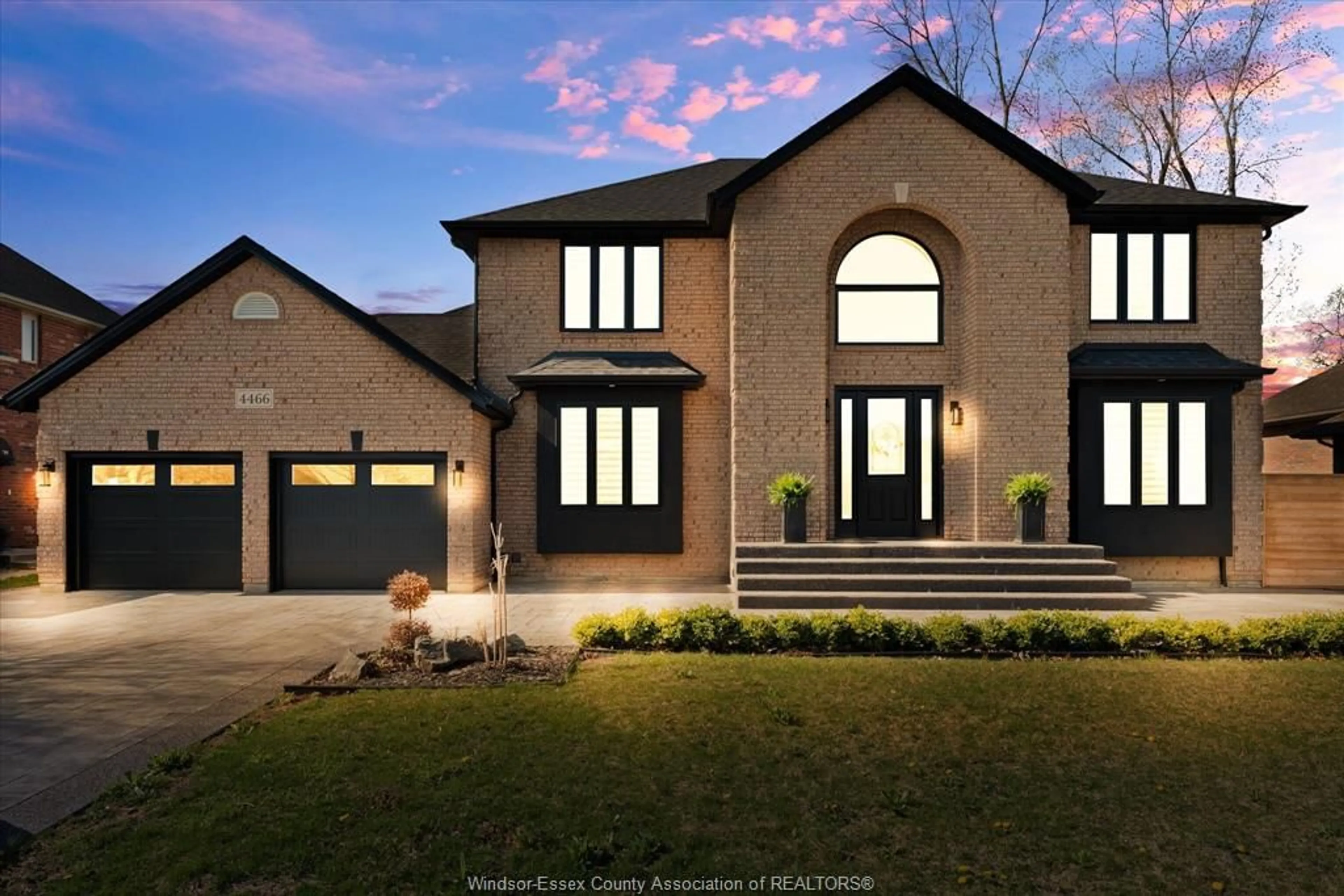 Home with brick exterior material for 4466 VILLA PARADISO Cir, Windsor Ontario N9G 2L7