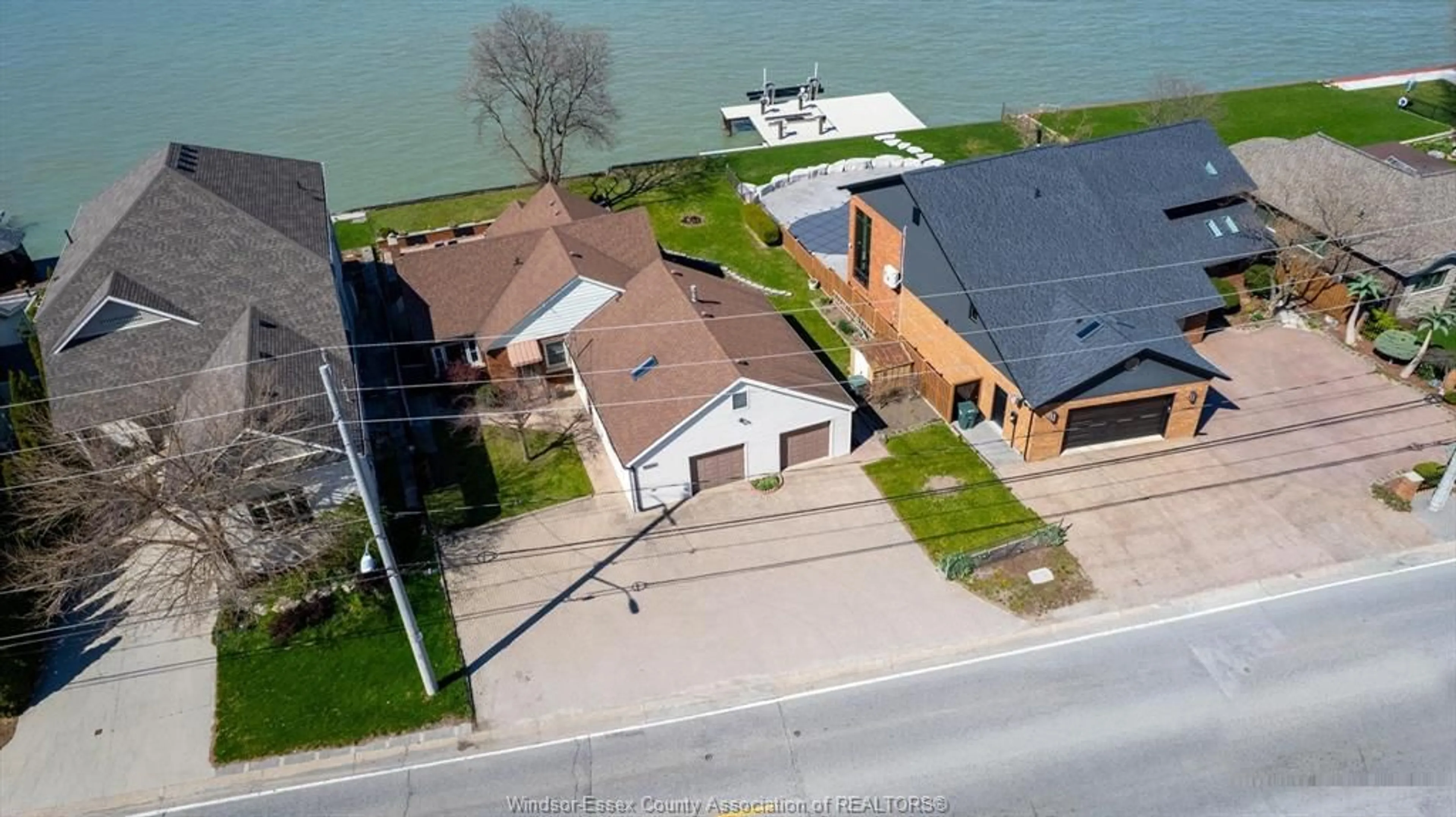Lakeview for 9828 RIVERSIDE Dr, Windsor Ontario N8P 1A1