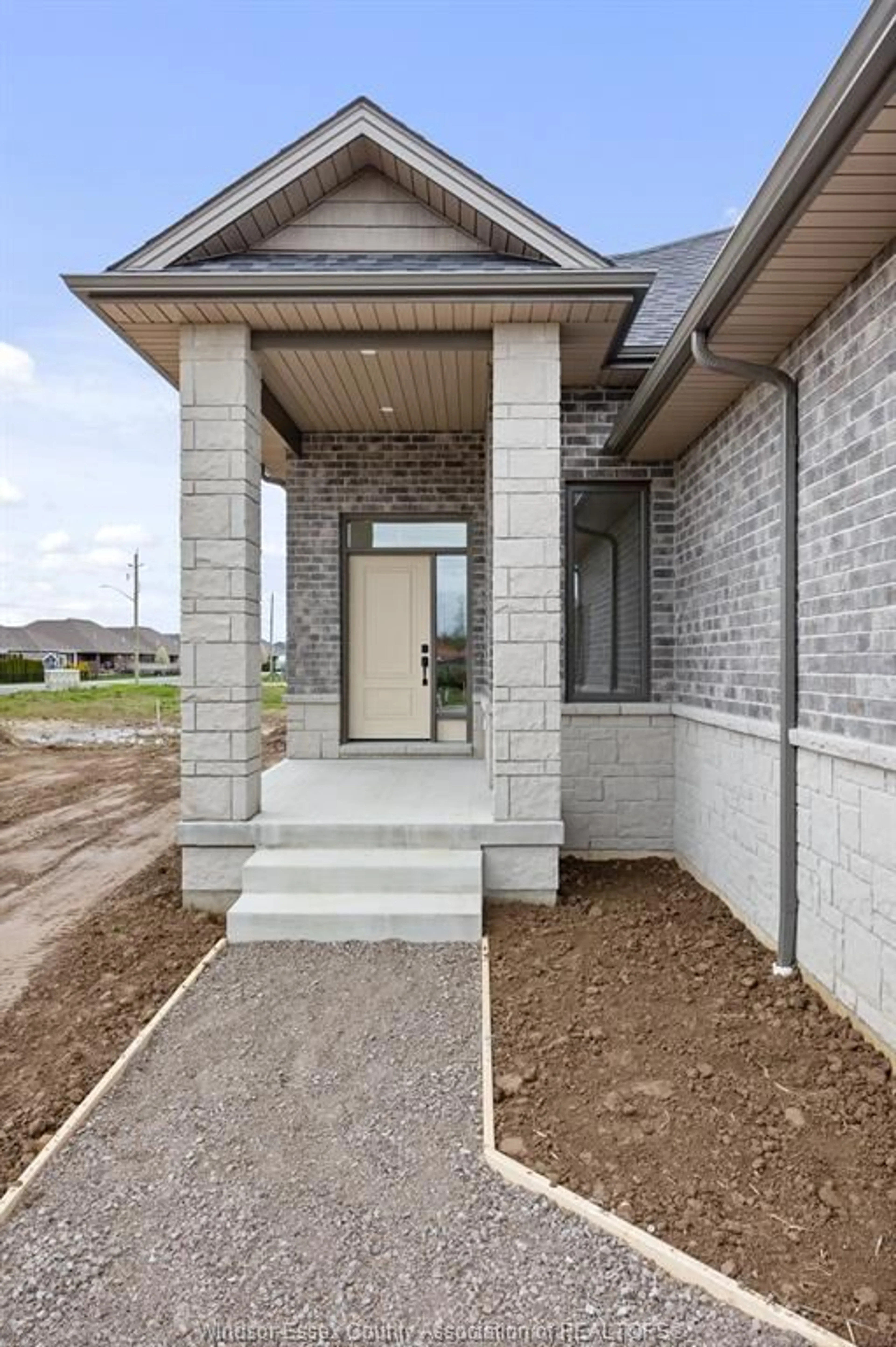Home with brick exterior material for 50 GAFFAN Dr, Kingsville Ontario N9Y 3J5