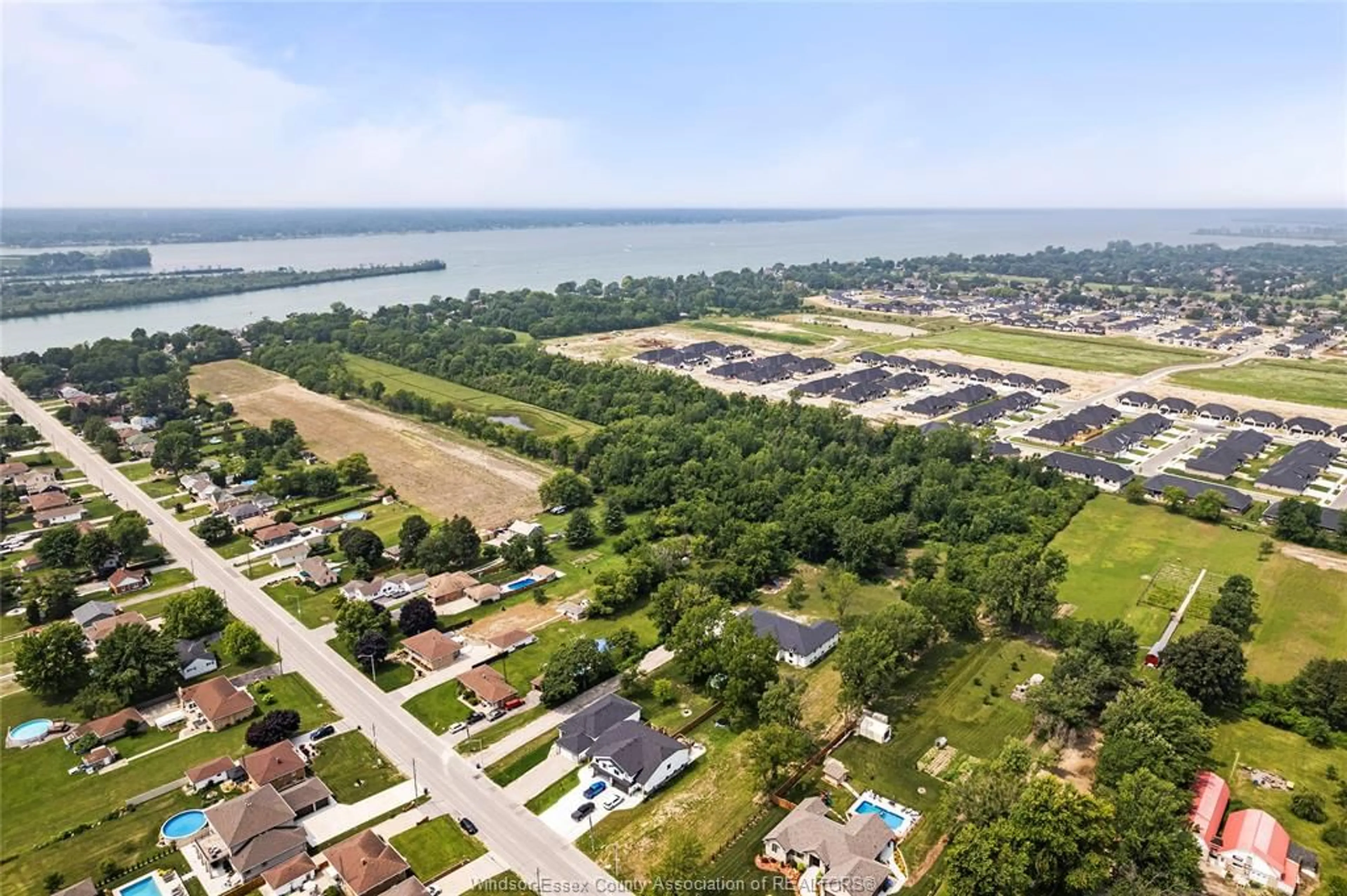 Lakeview for 158 TEXAS Rd, Amherstburg Ontario N9V 2R7