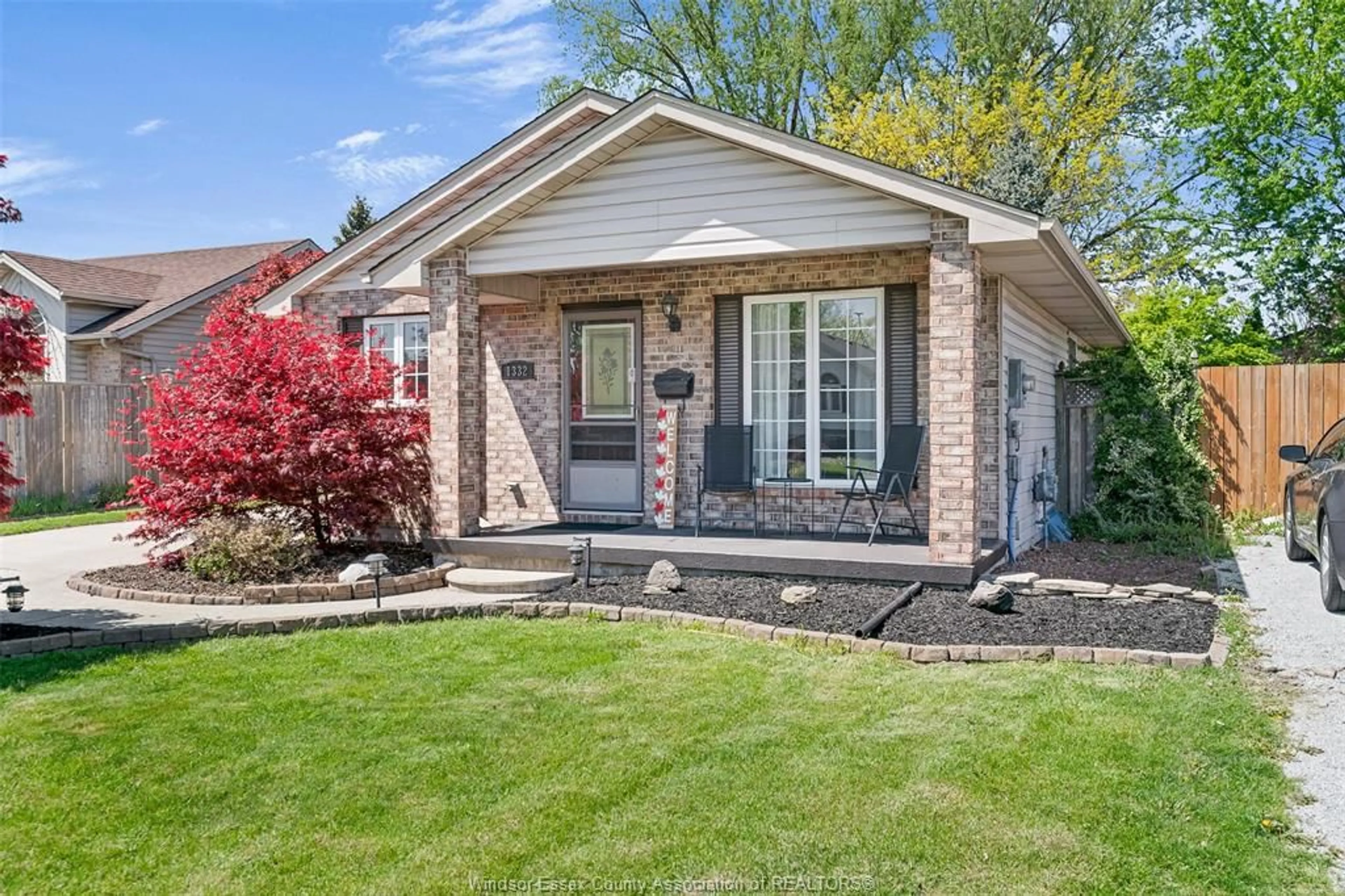 Home with brick exterior material for 1332 HANSEN Cres, Windsor Ontario N8W 5M8