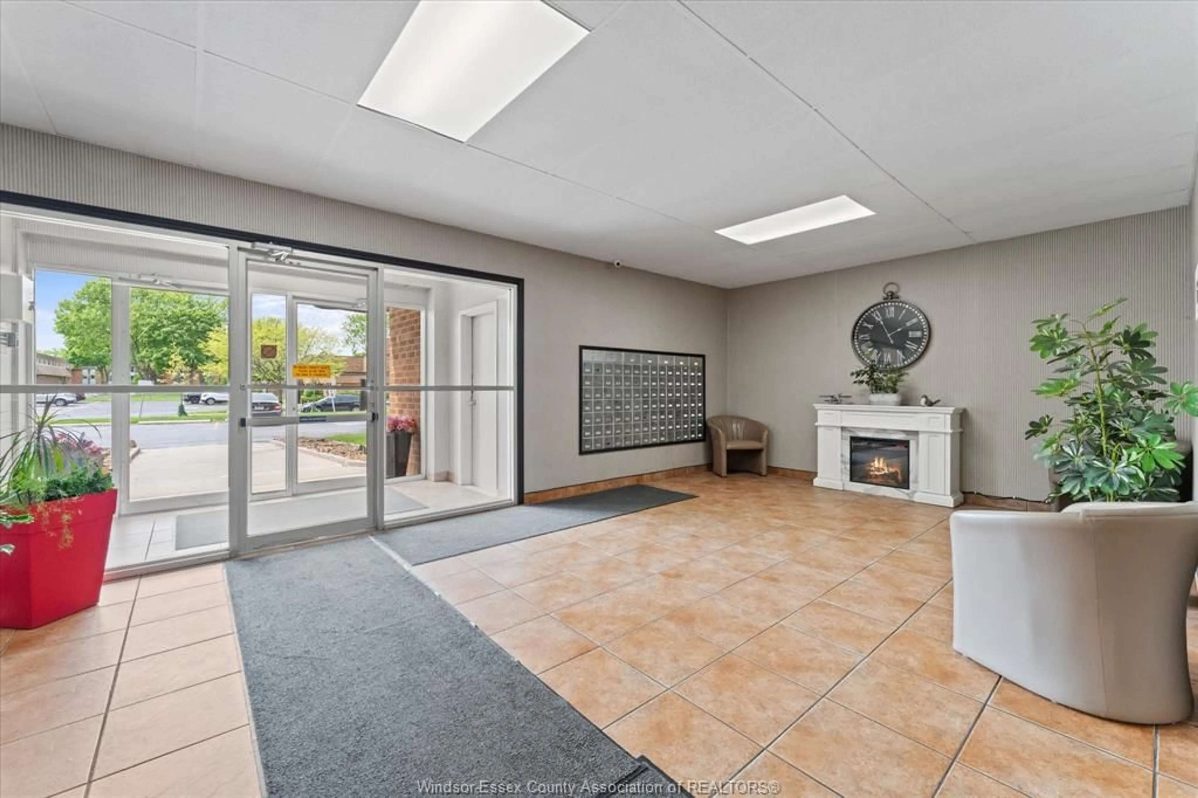 Indoor foyer for 6574 THORNBERRY Crt #182, Windsor Ontario N8T 2X2