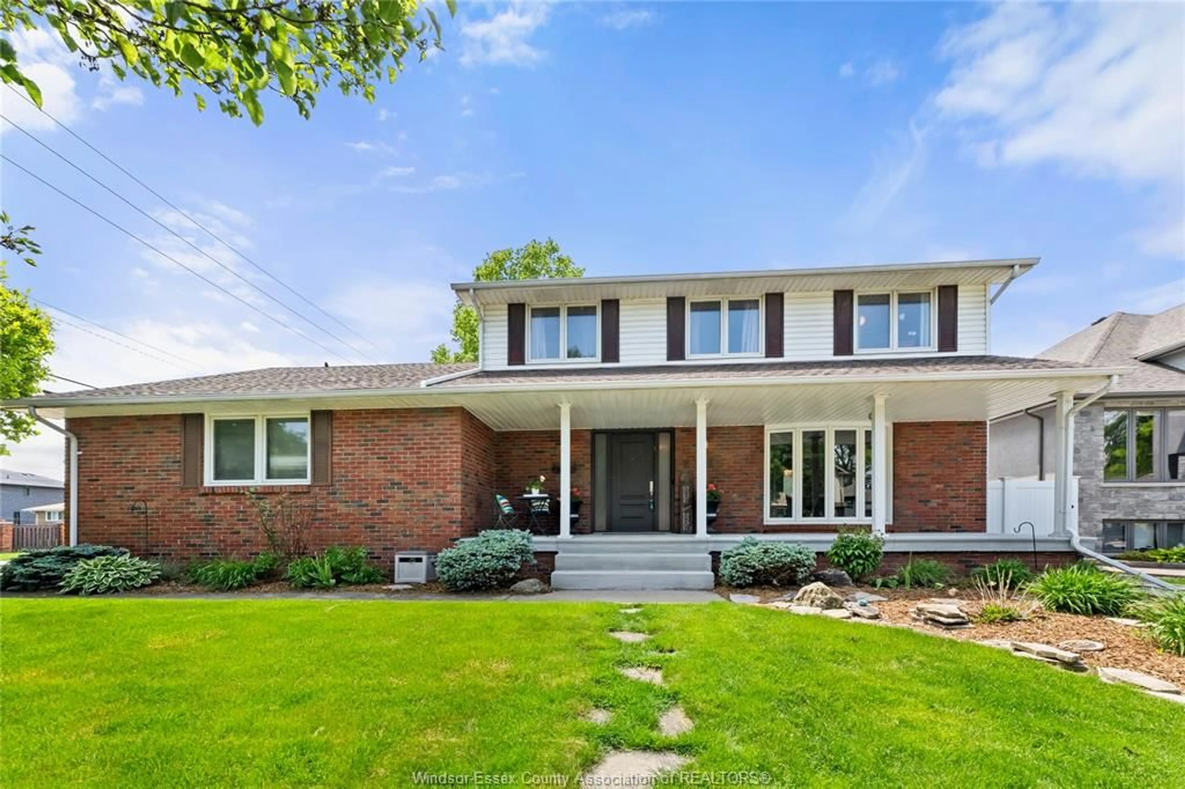 Home with brick exterior material for 2395 GLENWOOD AVE, Windsor Ontario N9E 3X7