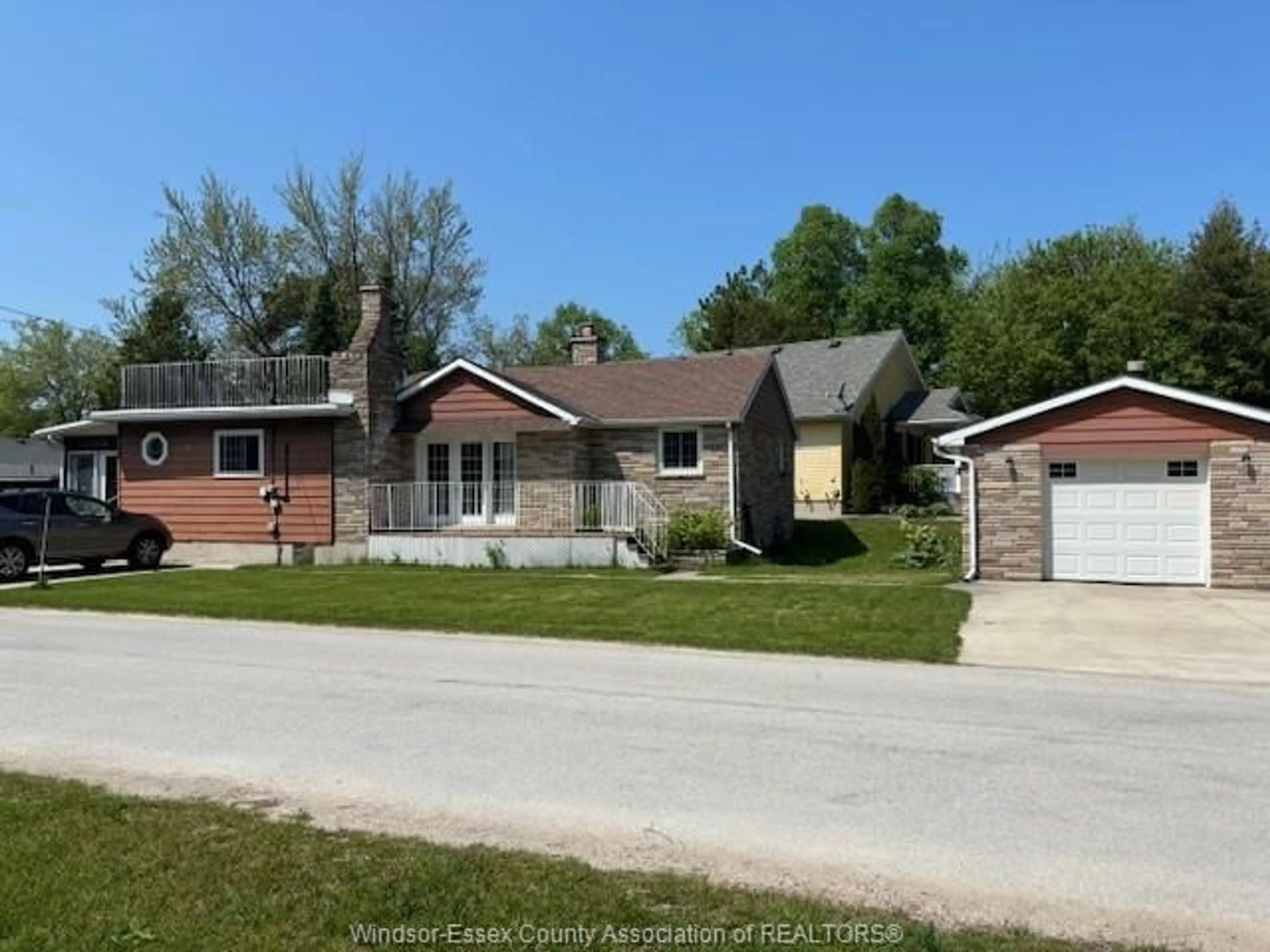 Frontside or backside of a home for 6 THIRD Ave, Sauble Beach Ontario N0H 2G0