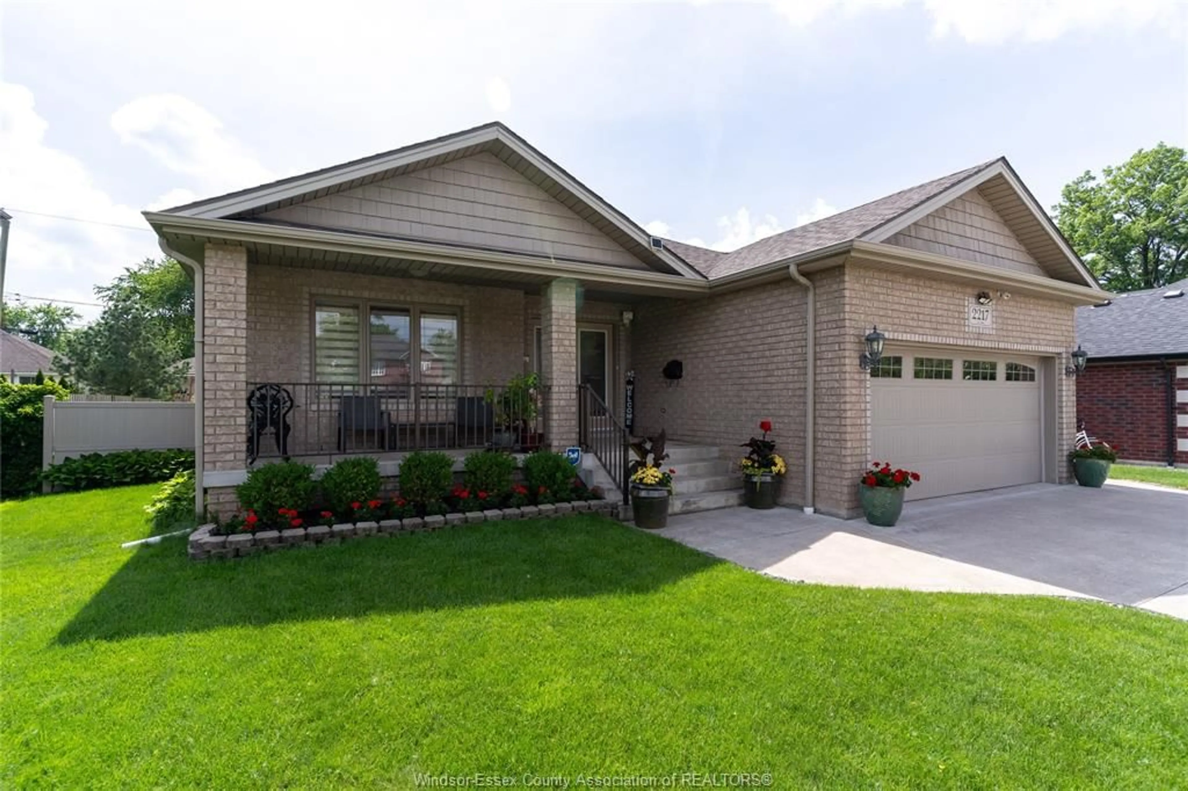 Frontside or backside of a home, cottage for 2217 ALEXANDRA, Windsor Ontario N9E 4Y8