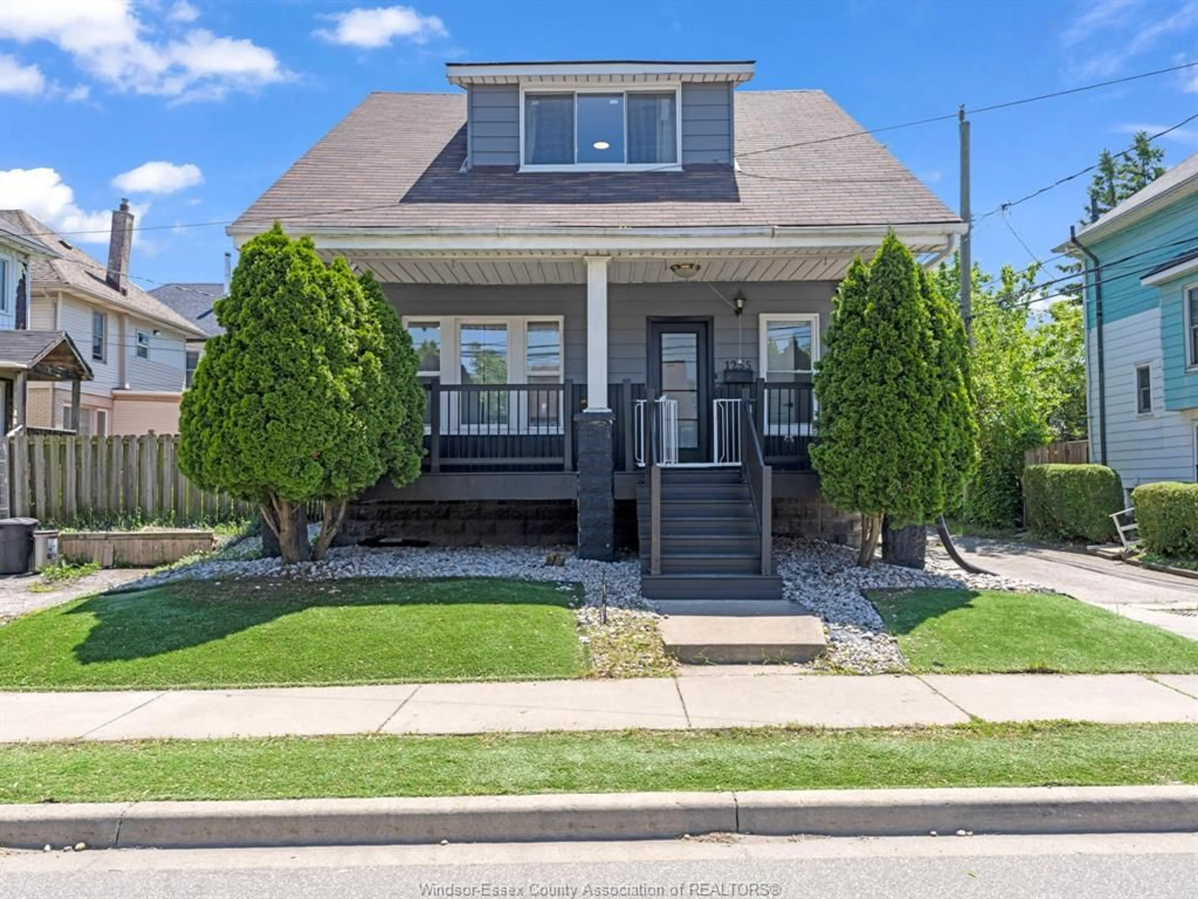 Frontside or backside of a home for 1255 ASSUMPTION St, Windsor Ontario N9A 3C7