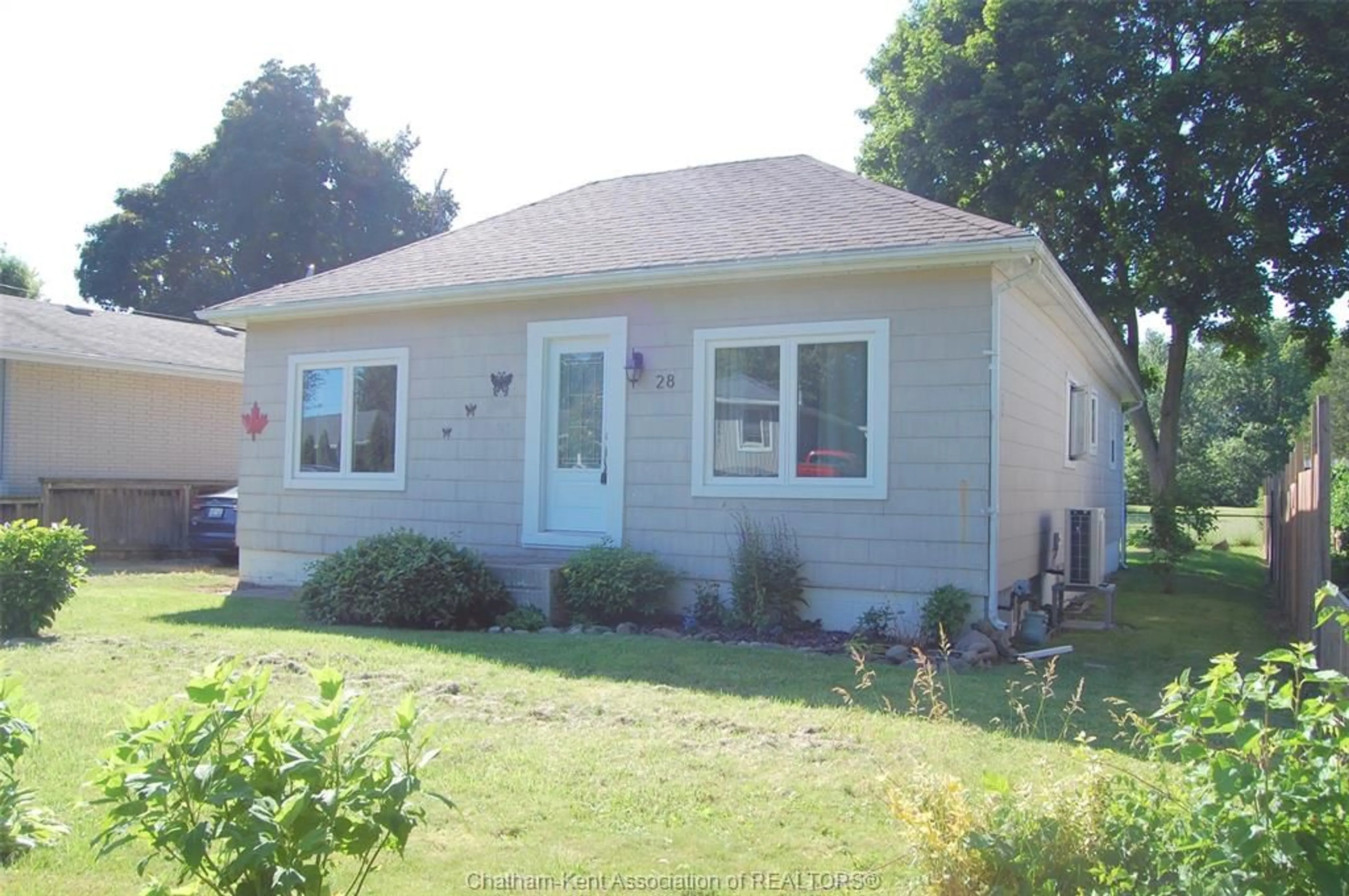 Frontside or backside of a home for 28 JOHN St, Ridgetown Ontario N0P 2C0