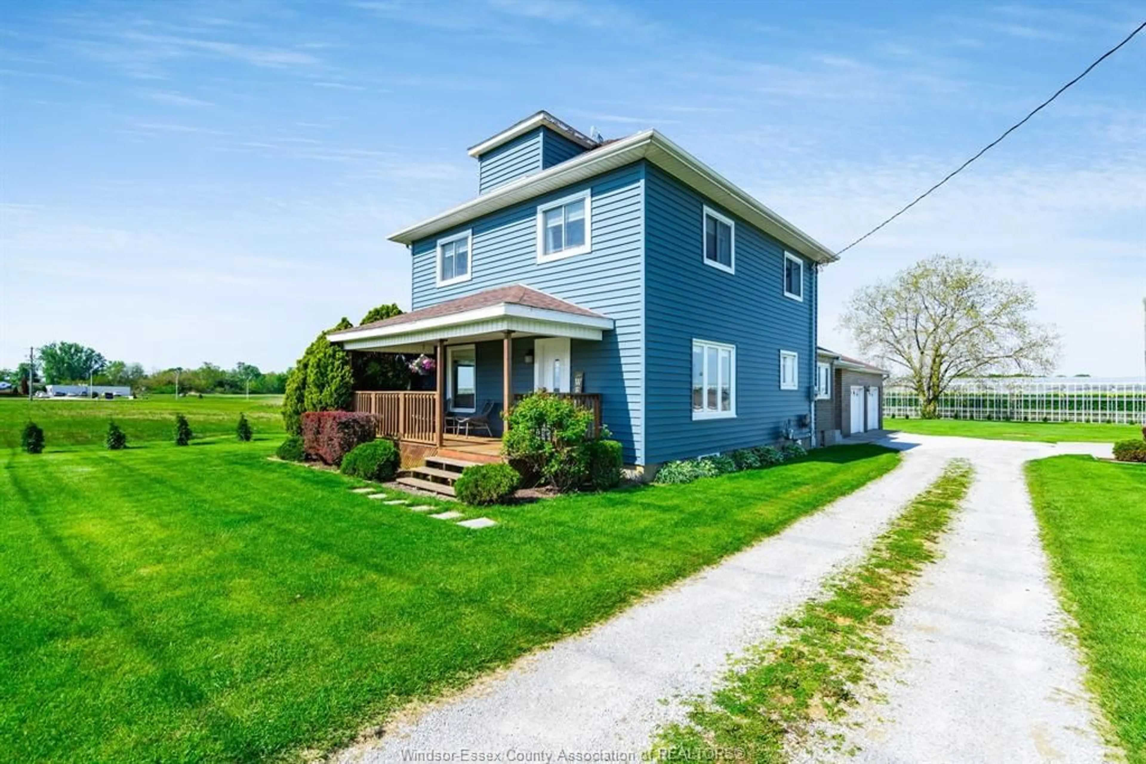 Frontside or backside of a home for 3081 Graham Sideroad, Kingsville Ontario N0P 2G0