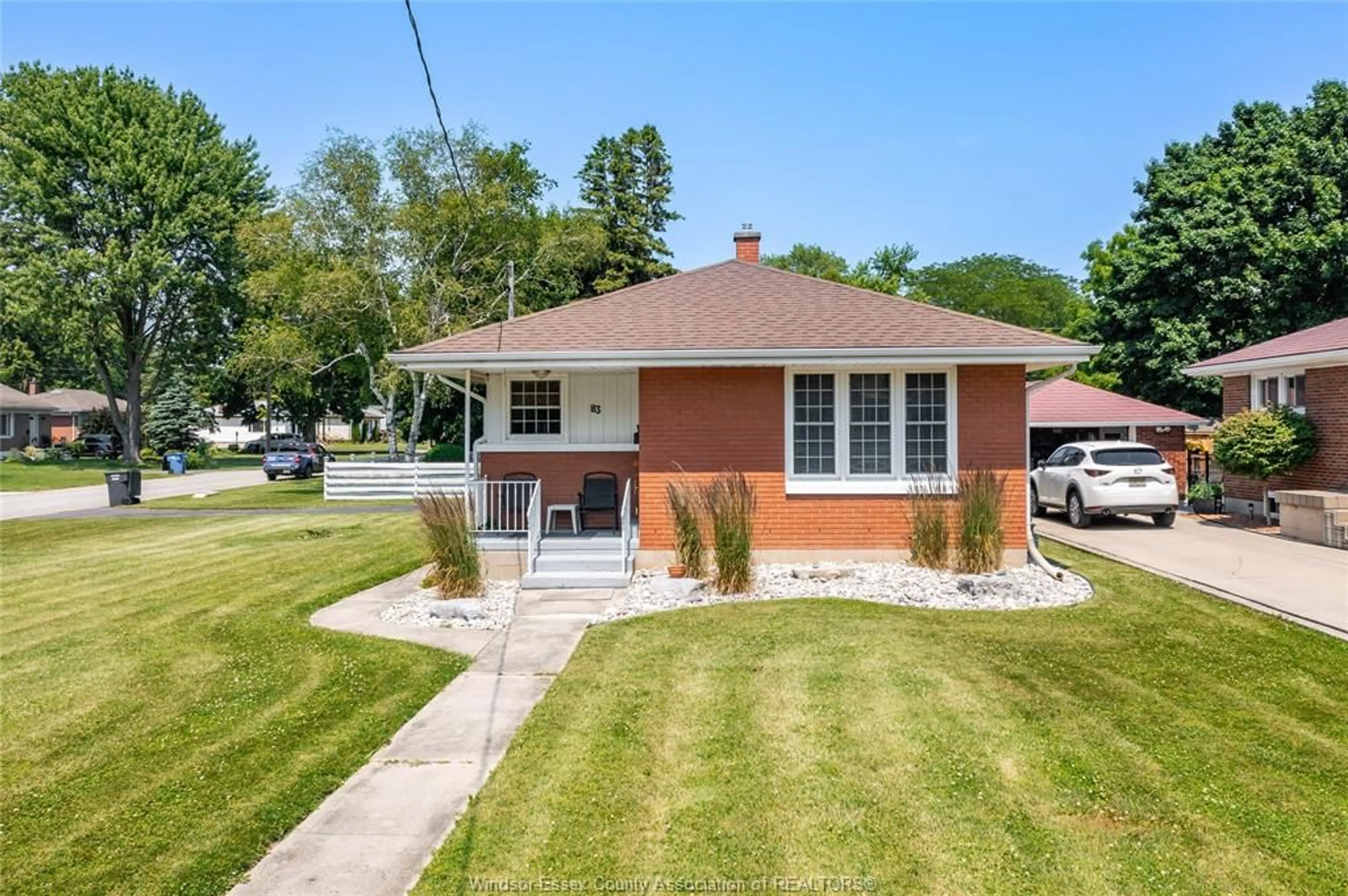 Frontside or backside of a home for 83 CHURCHILL, Chatham Ontario N7L 3T3
