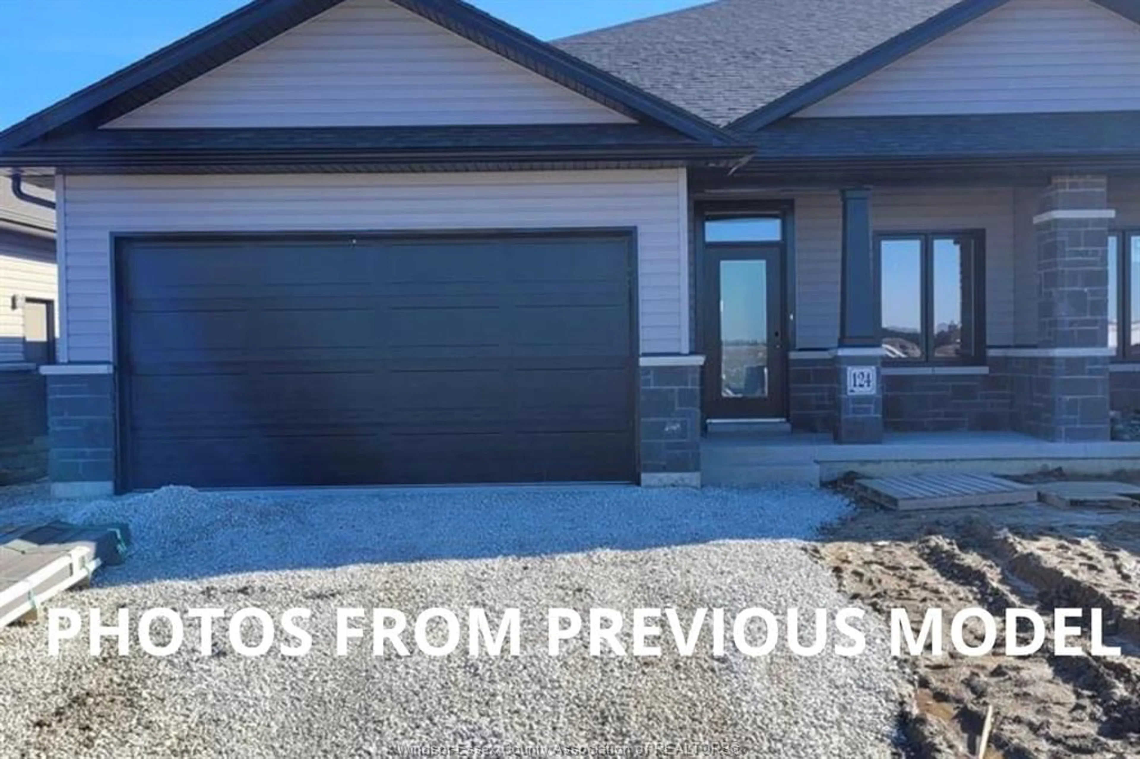 Frontside or backside of a home for 140 BRIGHTON Pl, Chatham Ontario N7L 0G7