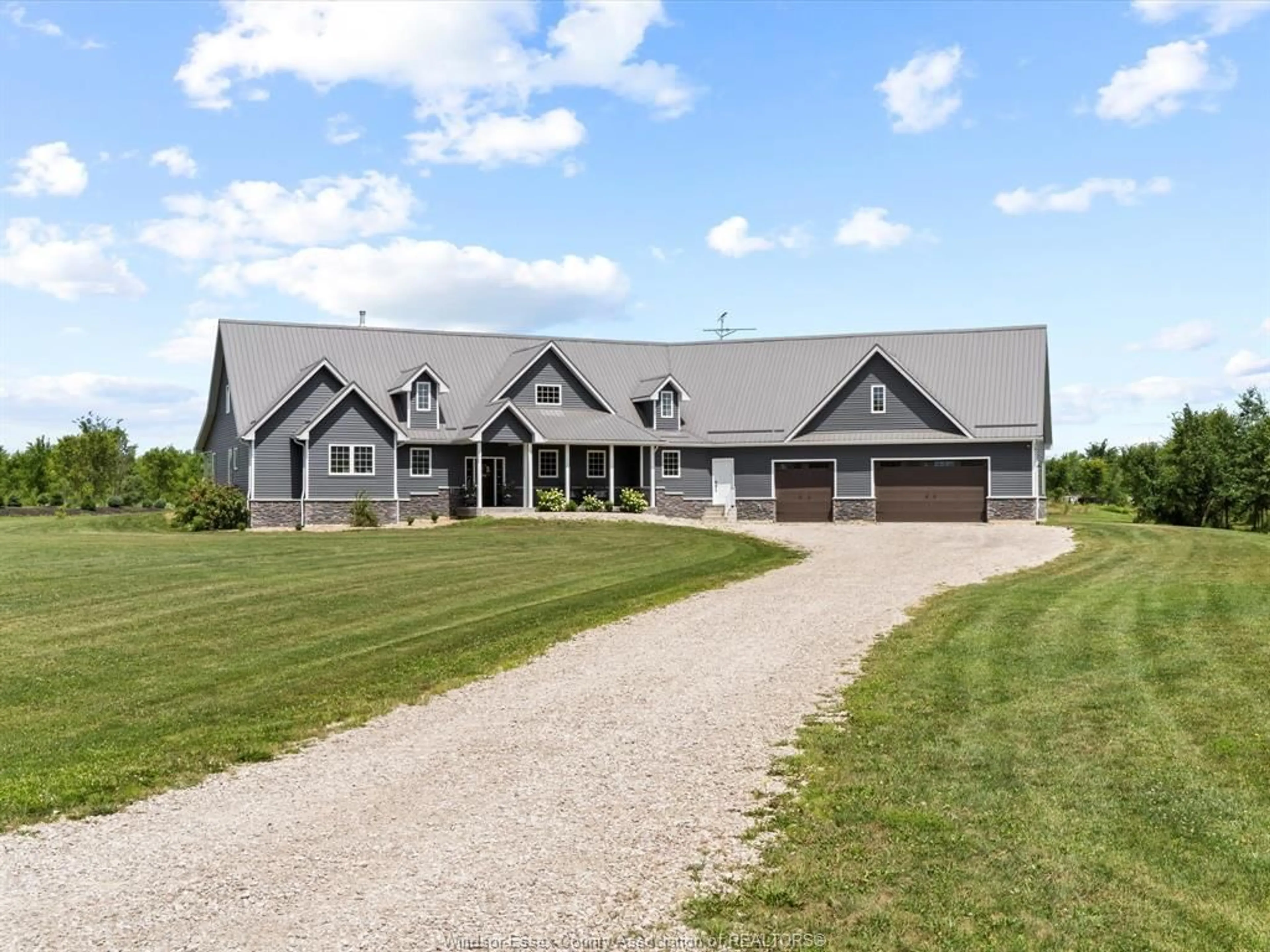 Frontside or backside of a home for 7580 COUNTY RD 18, Essex Ontario N0R 1G0