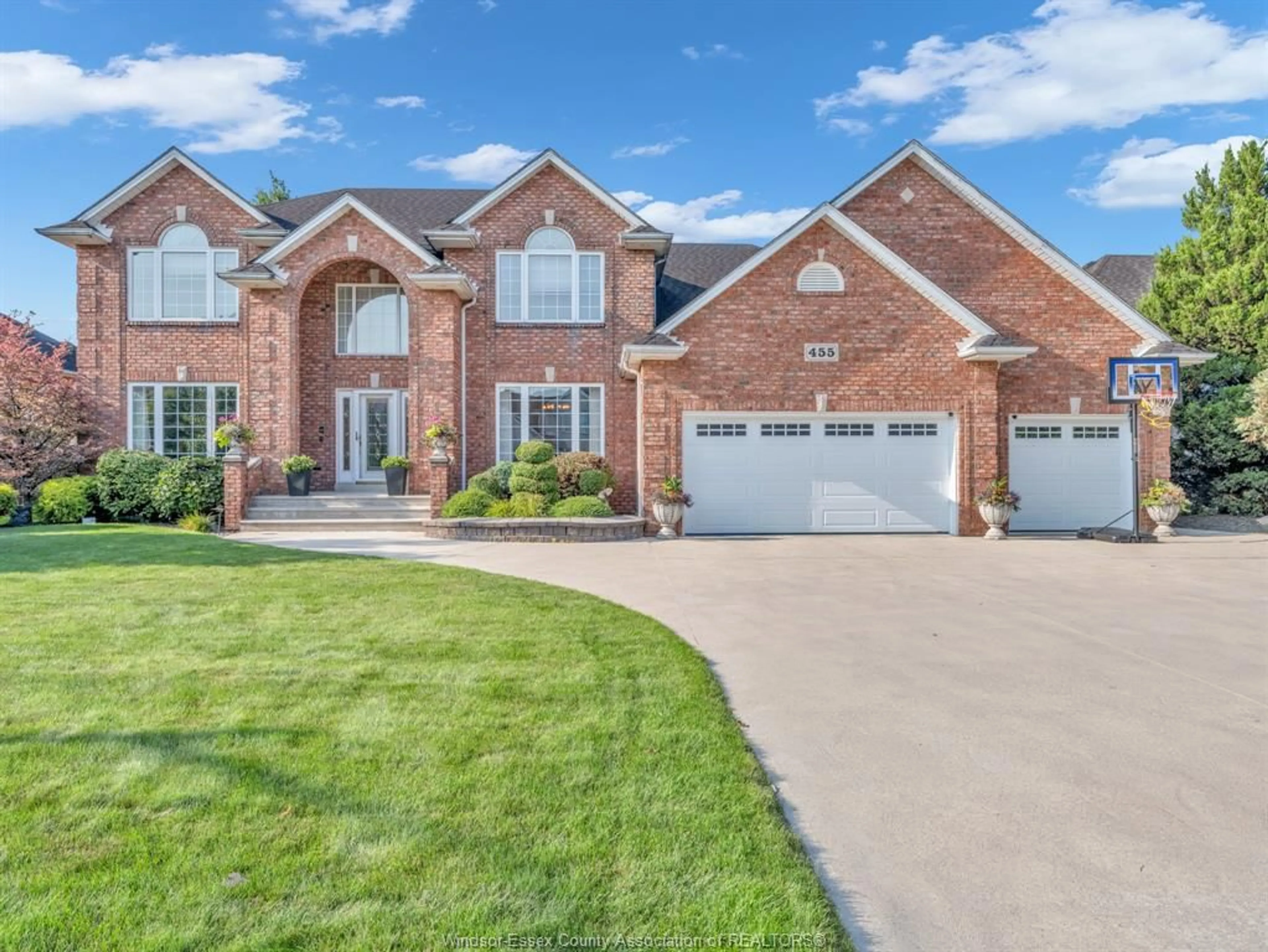 Home with brick exterior material for 455 ORCHARD PARK Dr, Lakeshore Ontario N8N 4Y2