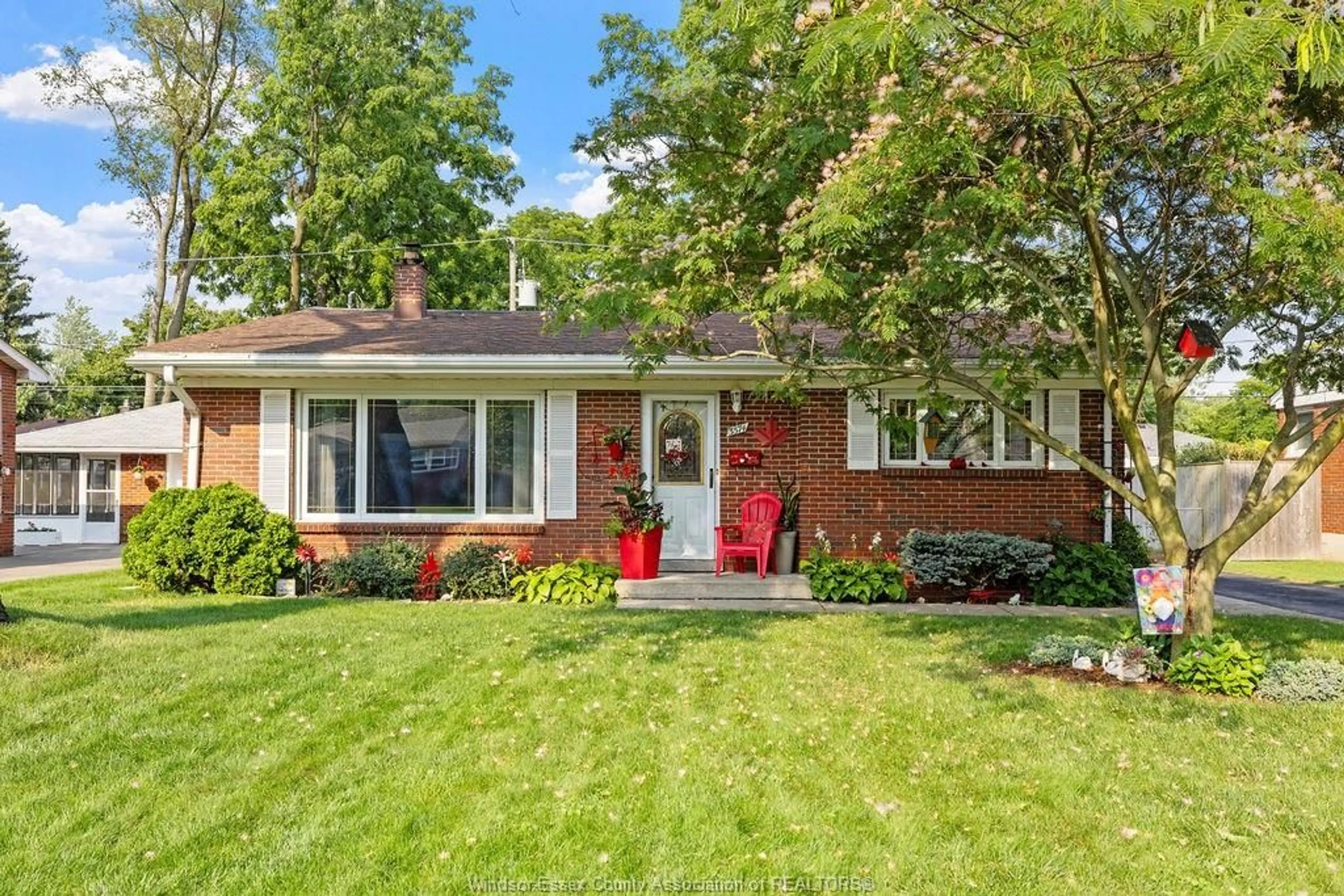 Home with brick exterior material for 3574 WOODLAND, Windsor Ontario N9E 1Z8