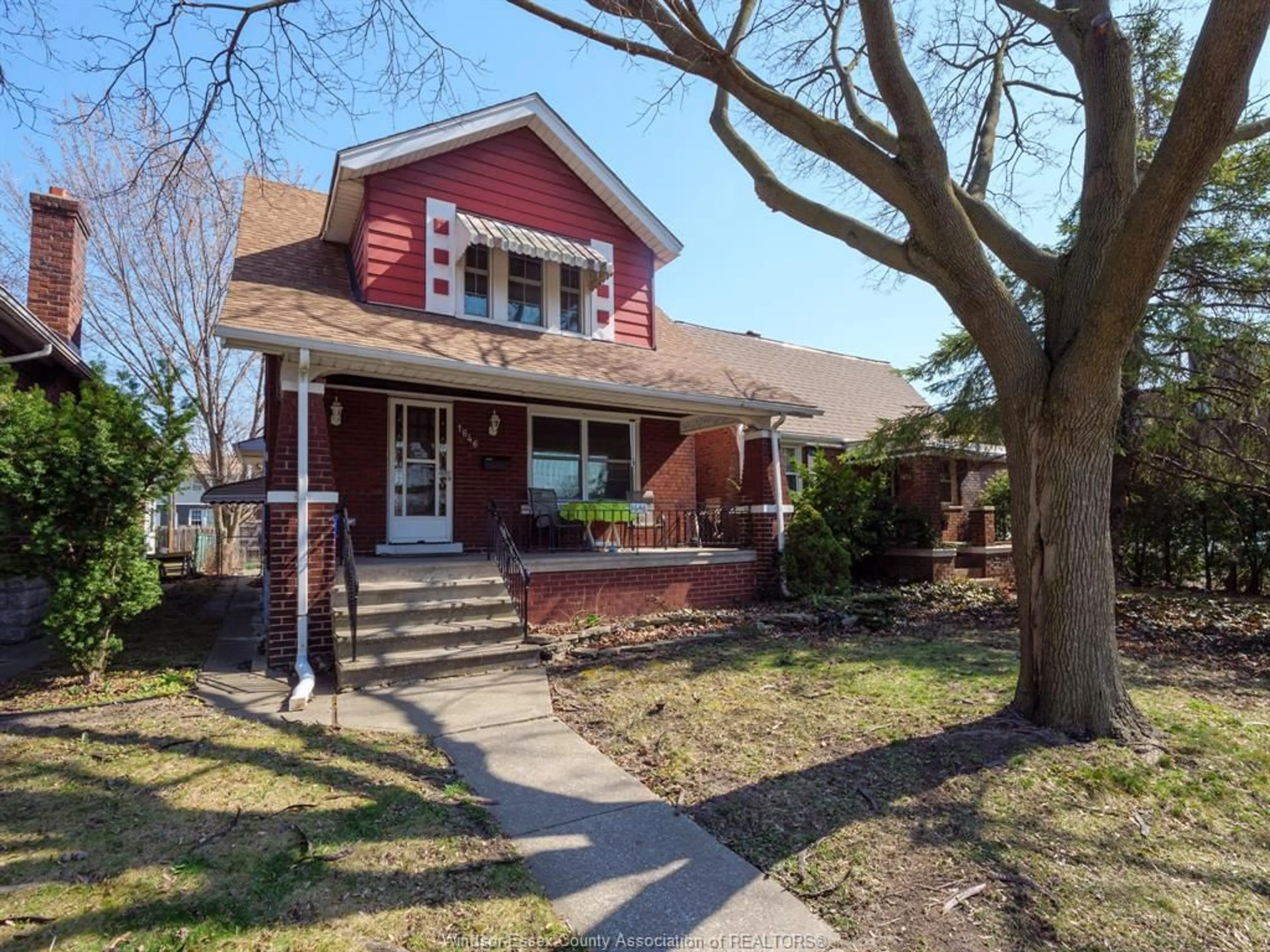 Frontside or backside of a home for 1646 CHURCH St, Windsor Ontario N8X 1V5