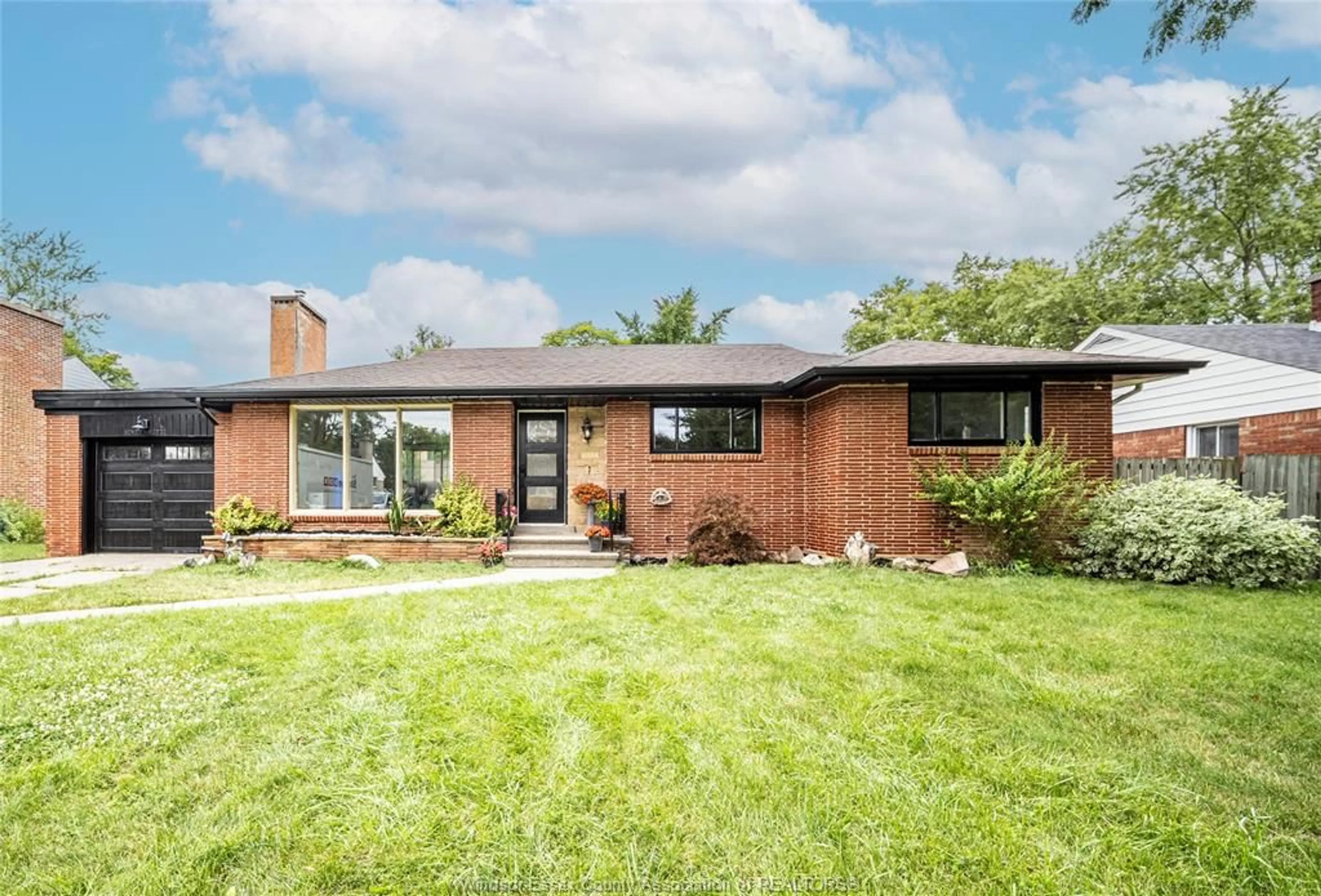 Home with brick exterior material for 720 CARTIER Dr, Windsor Ontario N9E 1N4