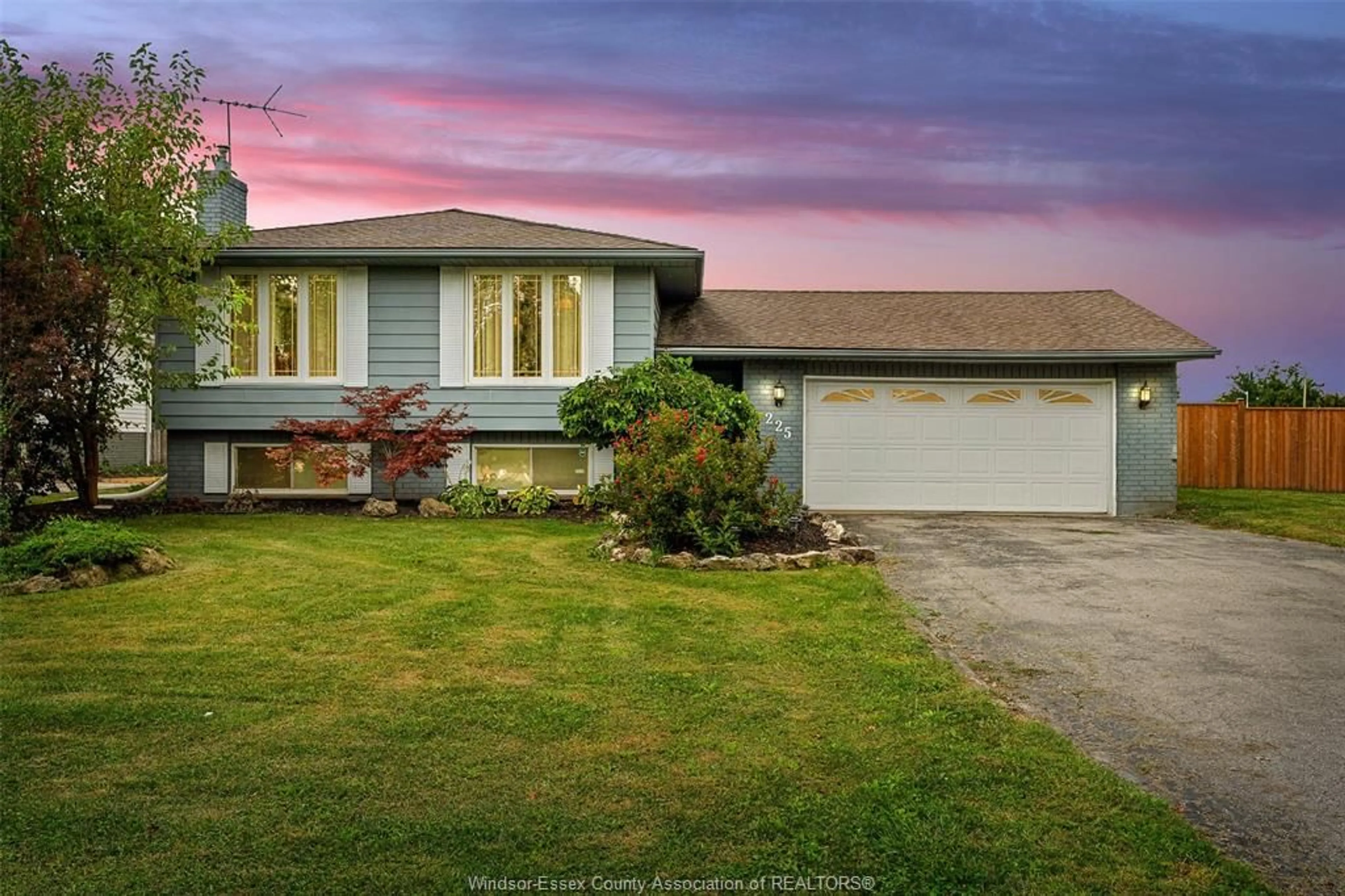 Frontside or backside of a home for 225 WILLOWWOOD Dr, Lakeshore Ontario N0R 1A0