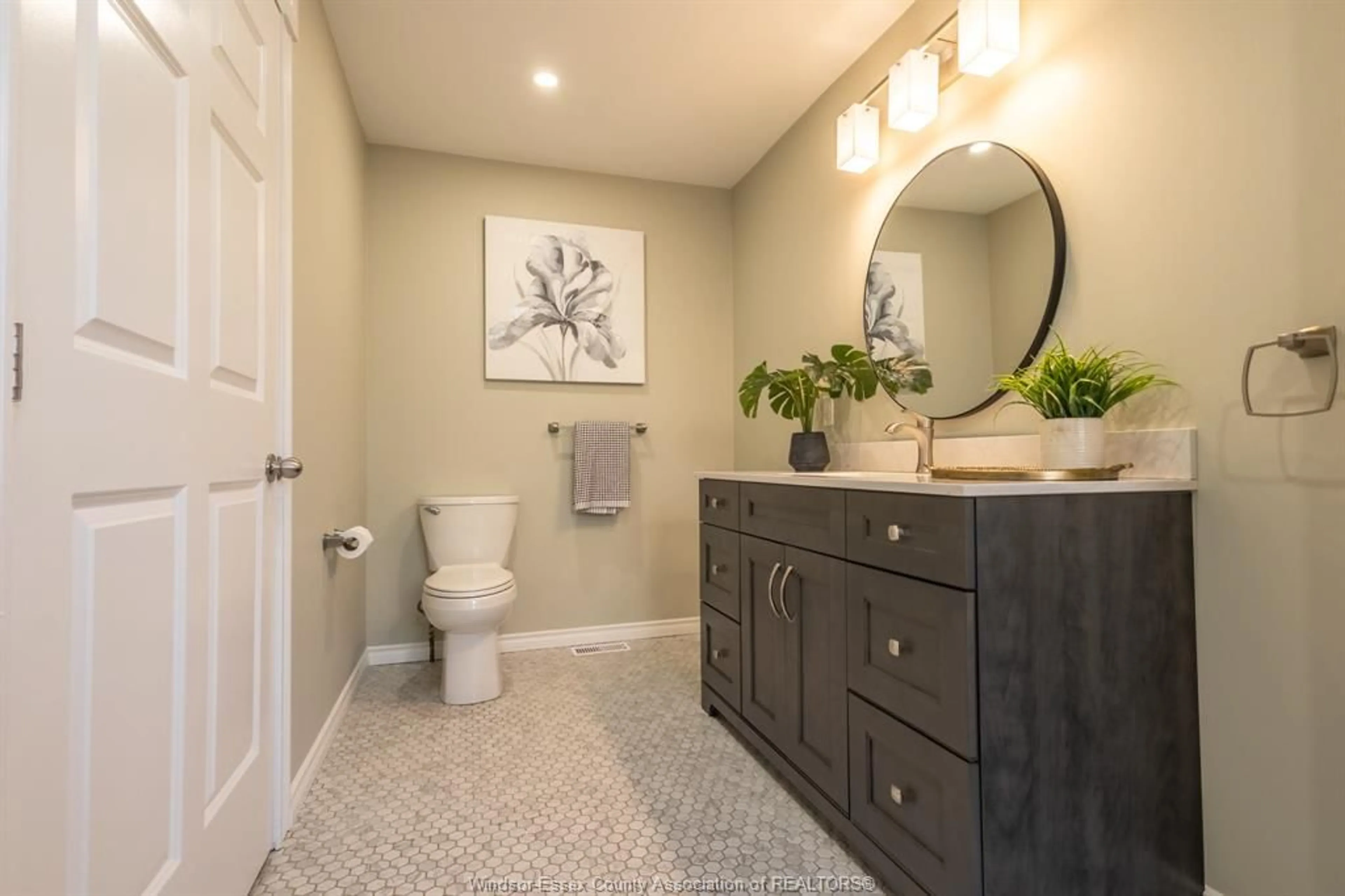 Contemporary bathroom, wood floors for 591 OLD TECUMSEH Rd, Lakeshore Ontario N0R 1A0