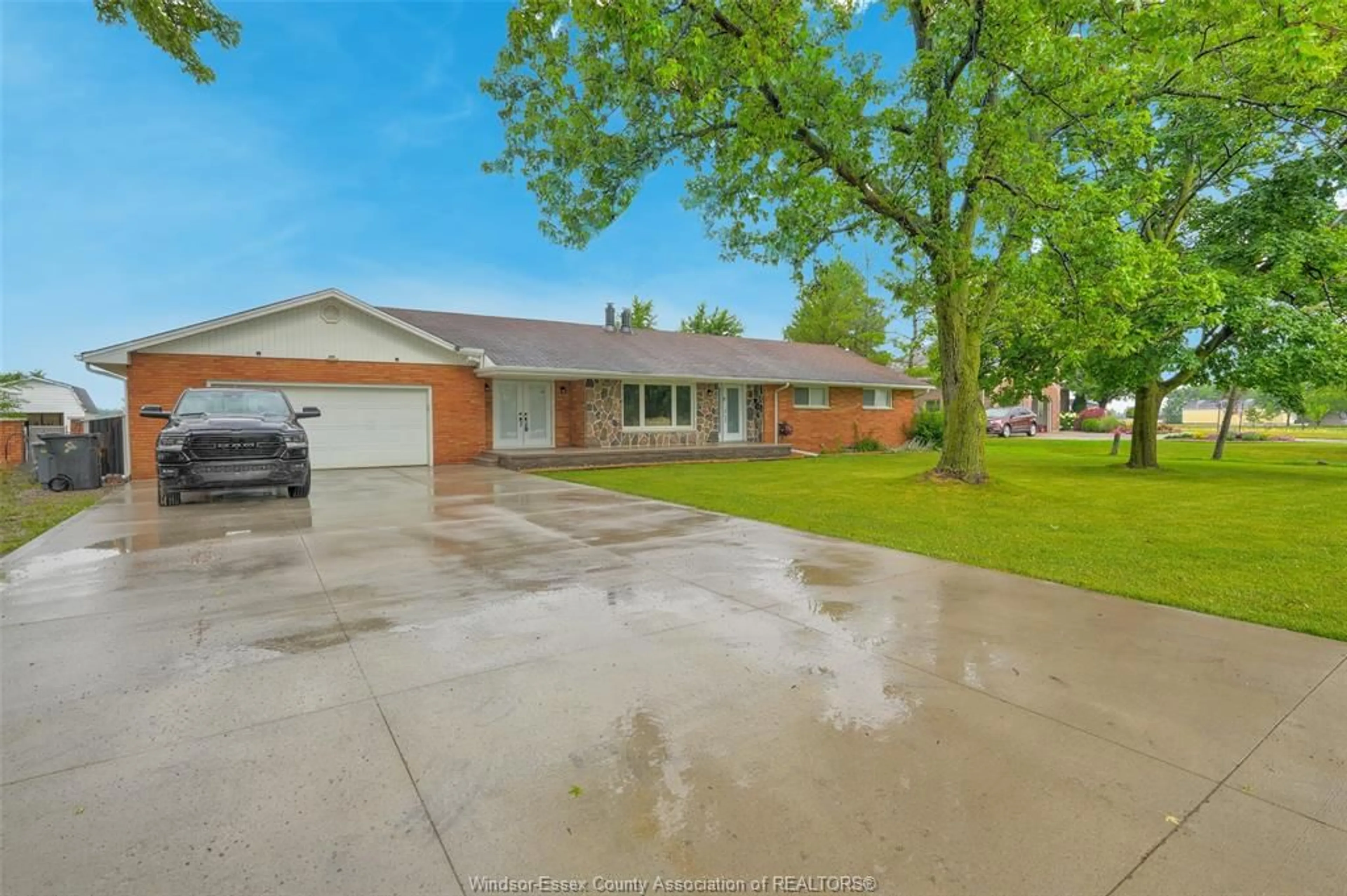 Frontside or backside of a home, the street view for 9630 WALKER Rd, McGregor Ontario N0R 1J0