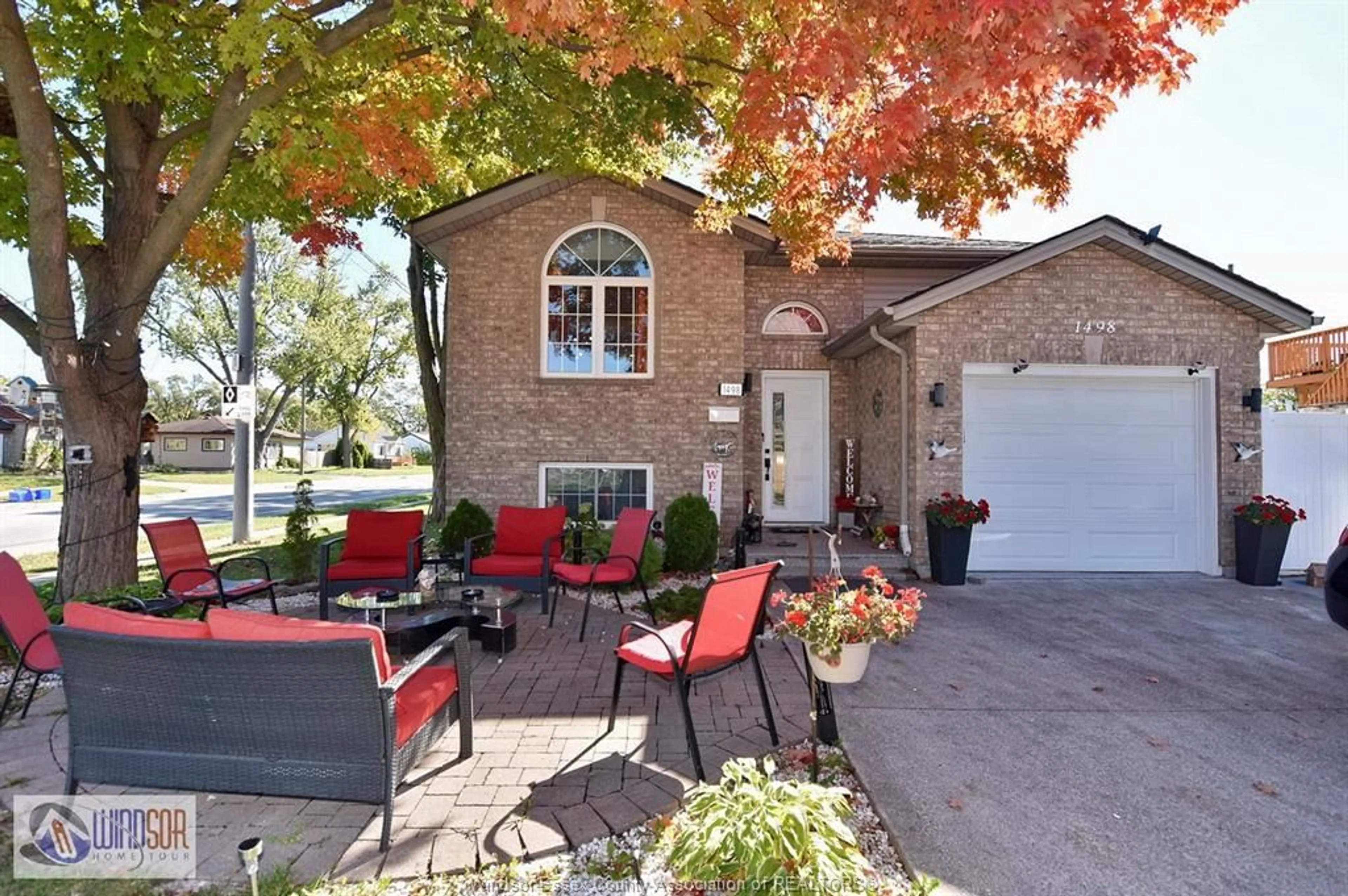 Patio, cottage for 1498 MARK, Windsor Ontario N9B 3G2