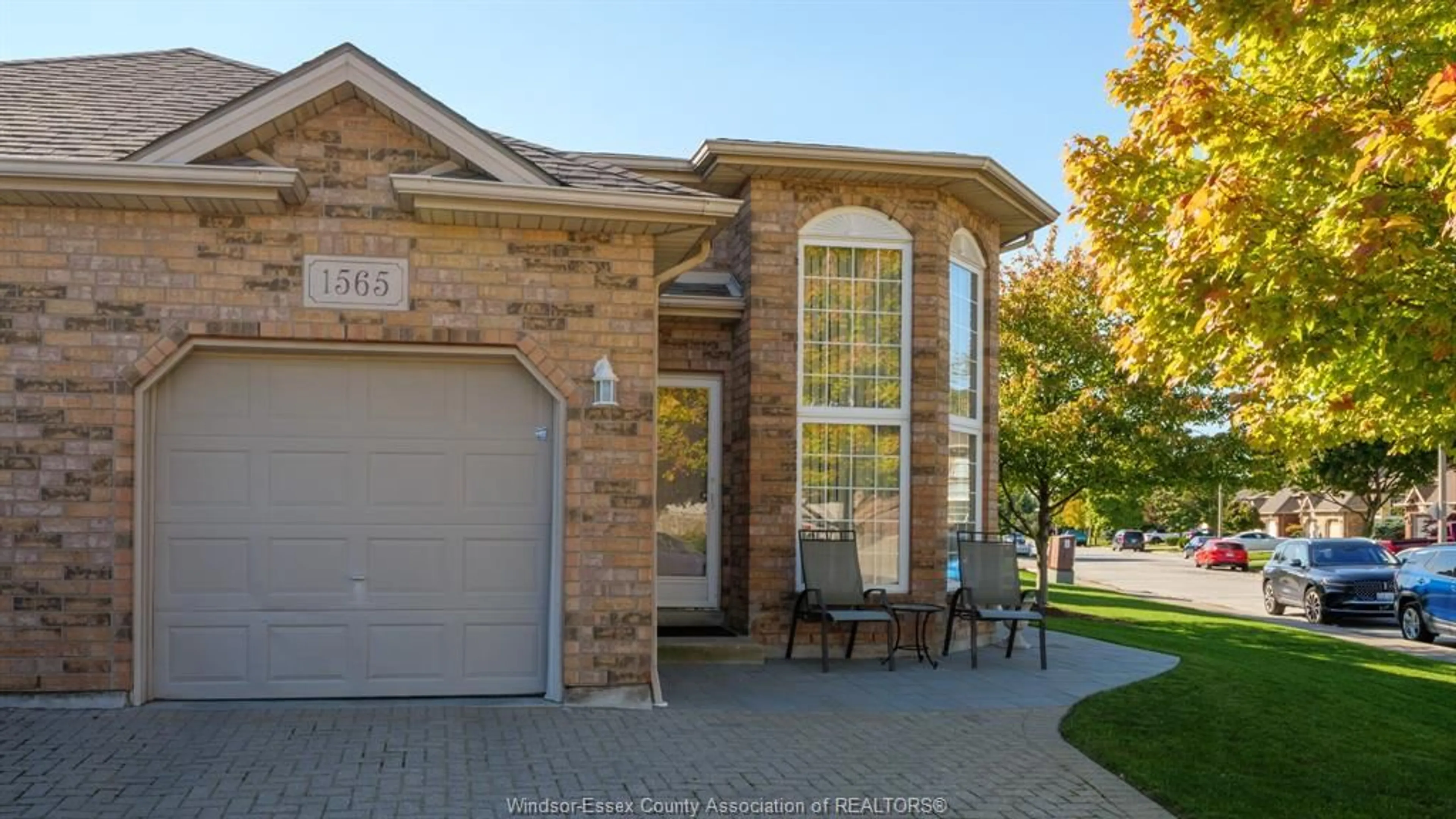 Home with brick exterior material for 1565 Lovell Cres, LaSalle Ontario N9H 2M8