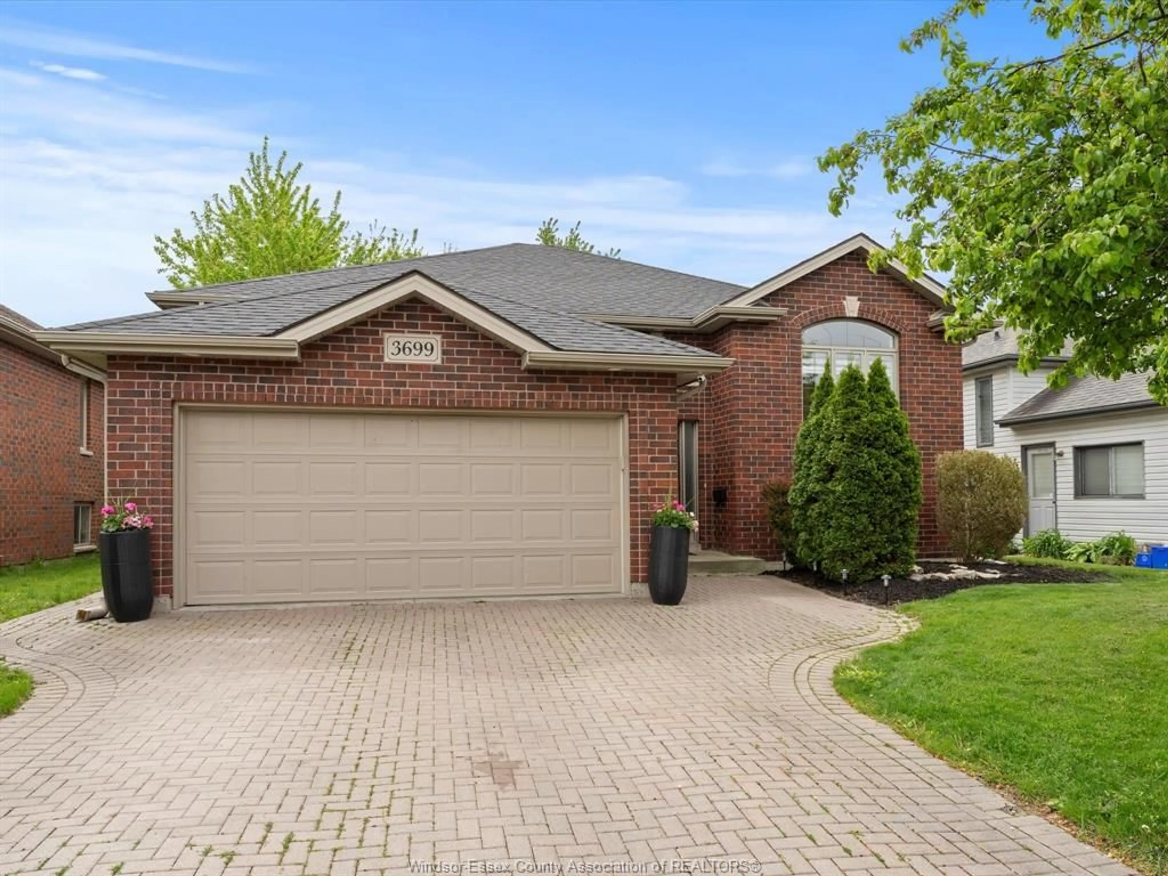 Home with brick exterior material for 3699 DEERBROOK Dr, Windsor Ontario N8R 2E6