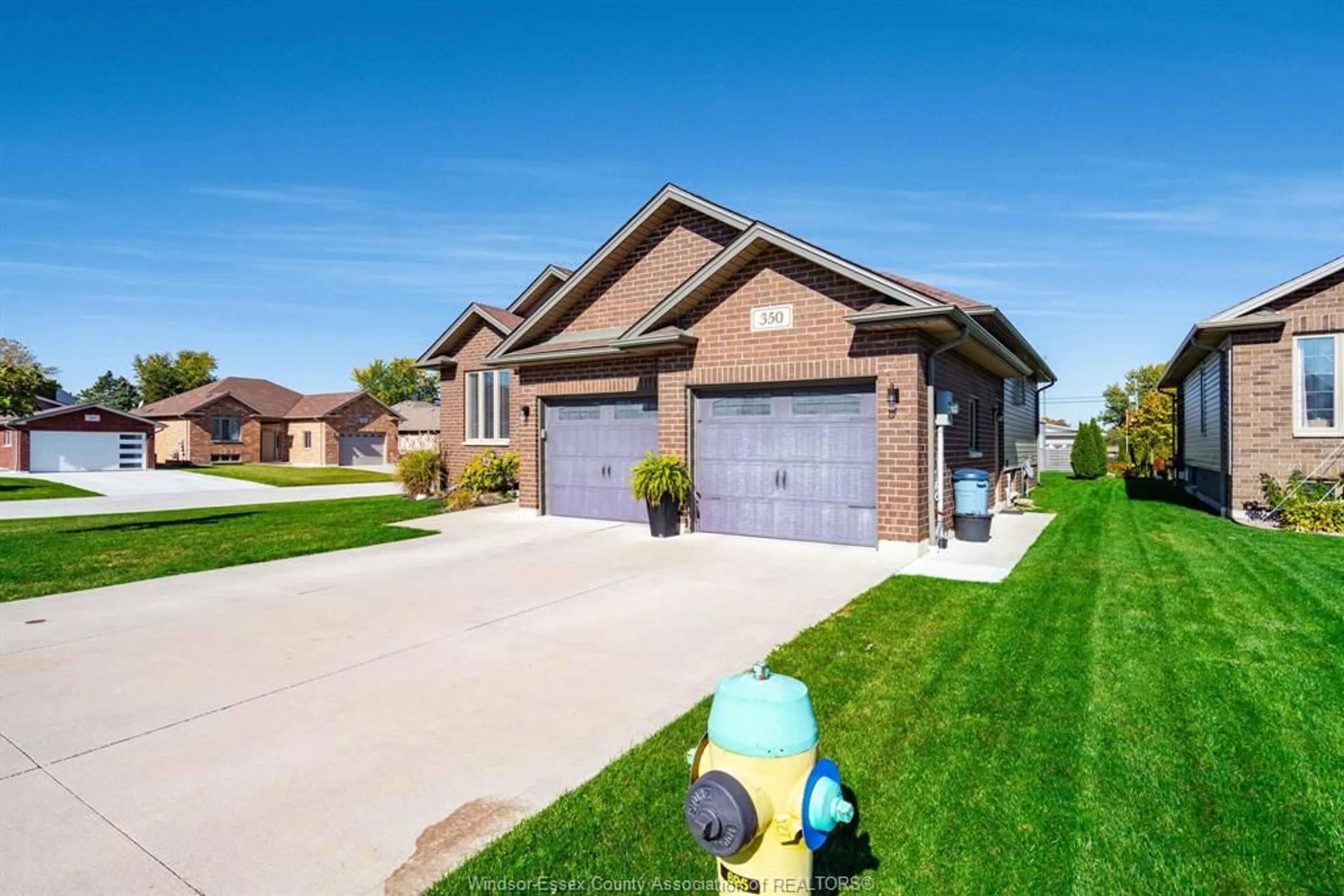 Frontside or backside of a home, the street view for 350 Sellick Dr, Harrow Ontario N0R 1G0