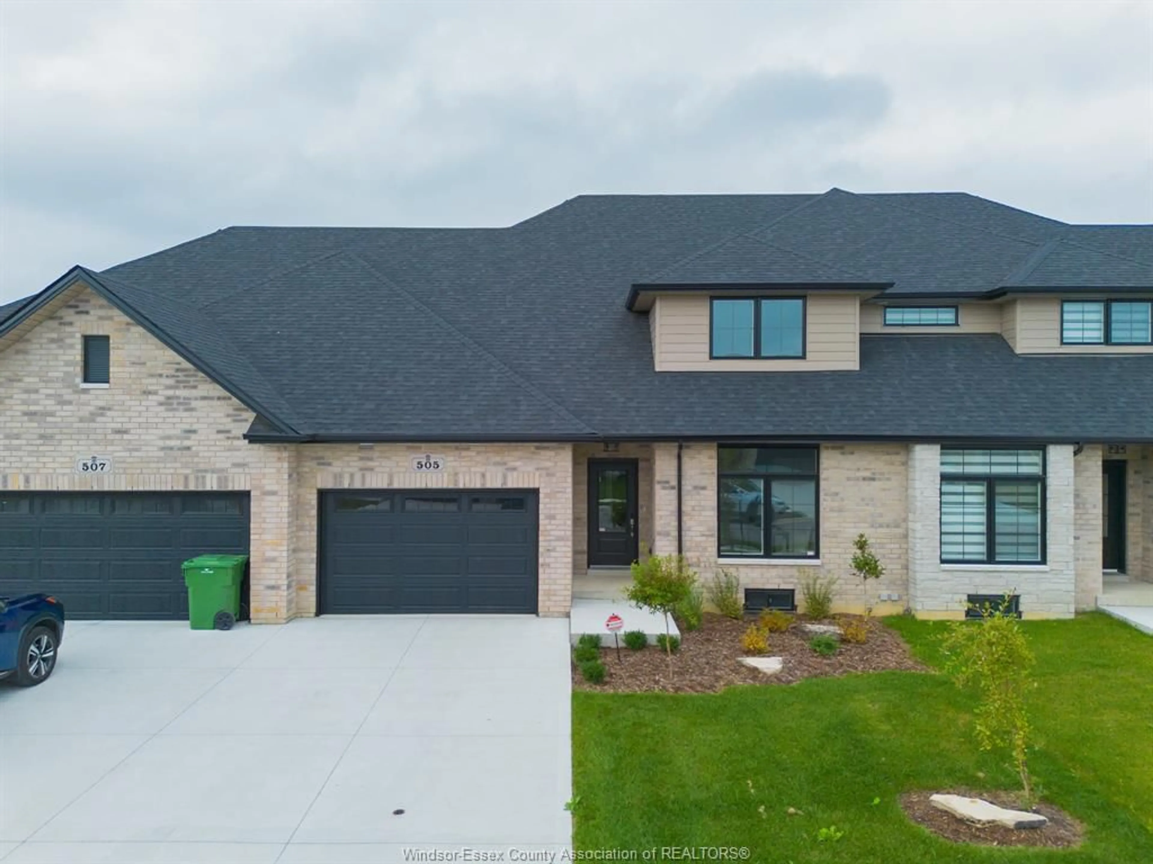 Frontside or backside of a home, the street view for 505 WATER Rd, Amherstburg Ontario N9V 2R7