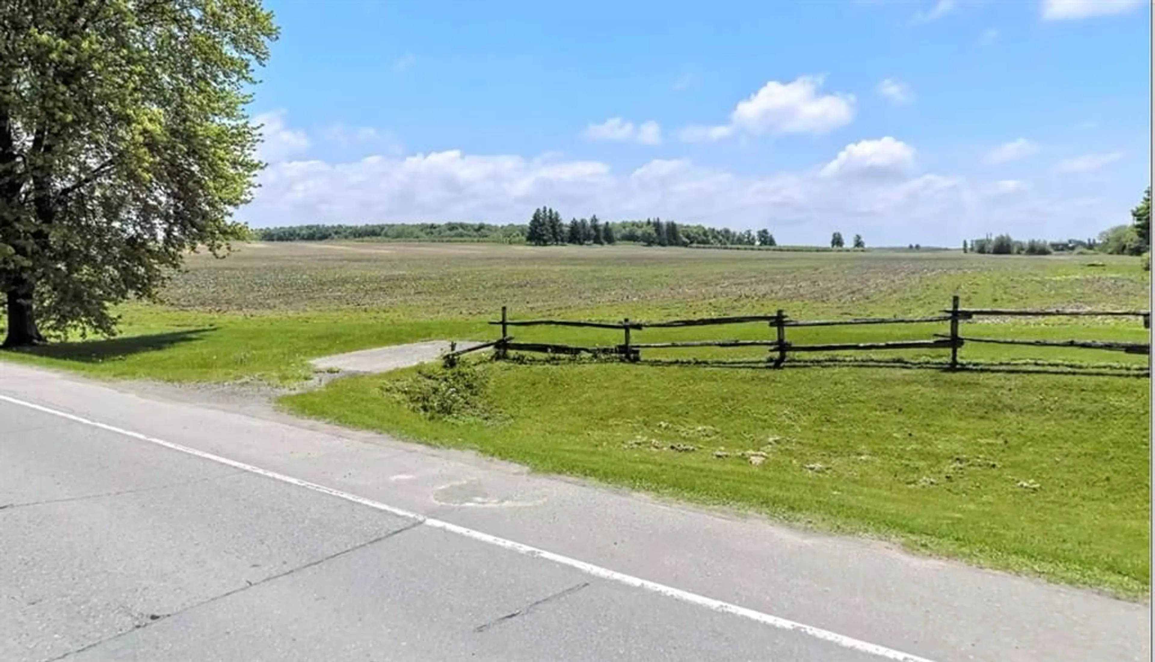 Frontside or backside of a home, the street view for PT LT 25 TOWNSEND Line, Lambton Shores Ontario N0M 2S0