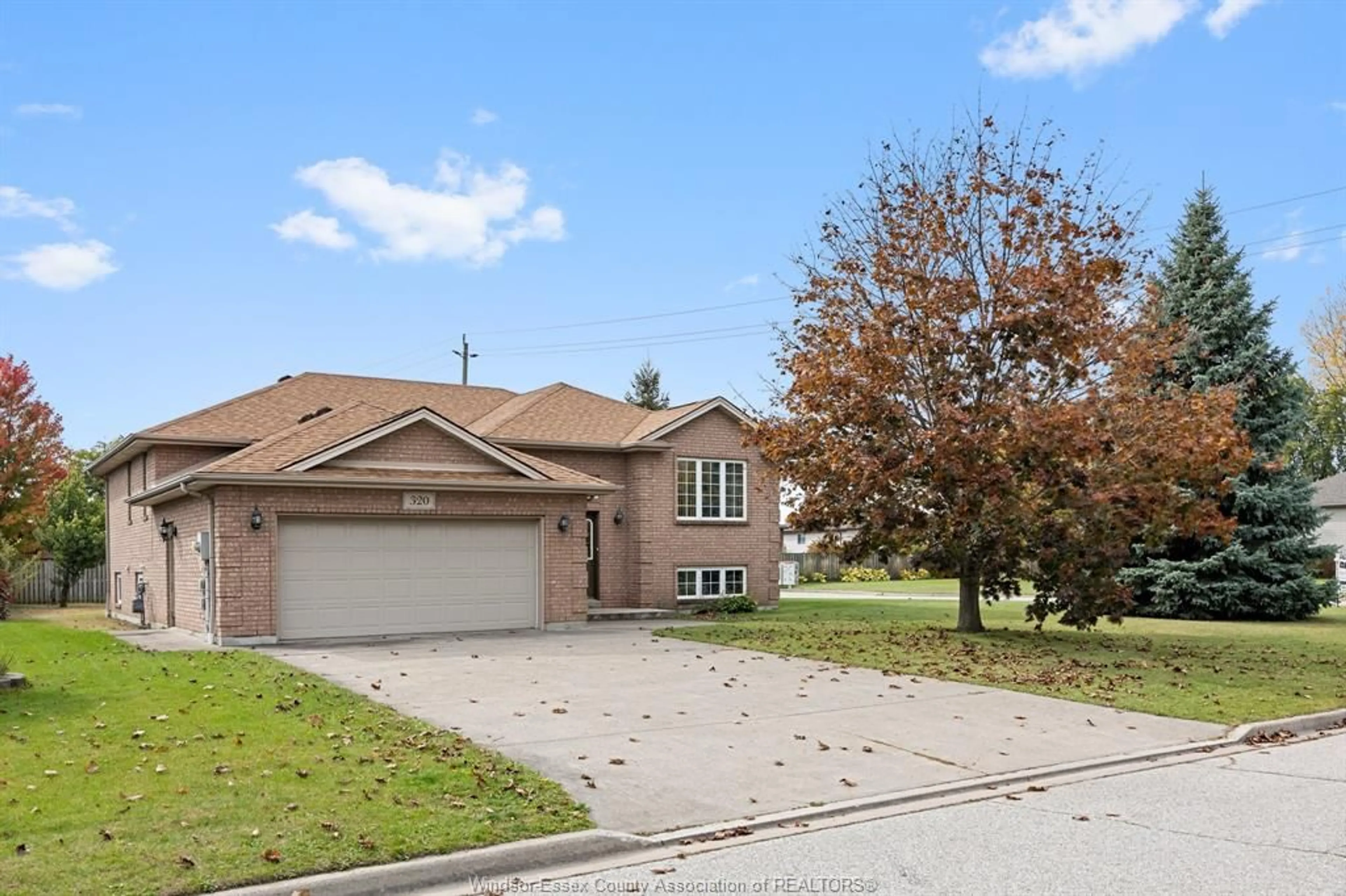 Frontside or backside of a home, the street view for 320 FIELDS, LaSalle Ontario N9J 3L5