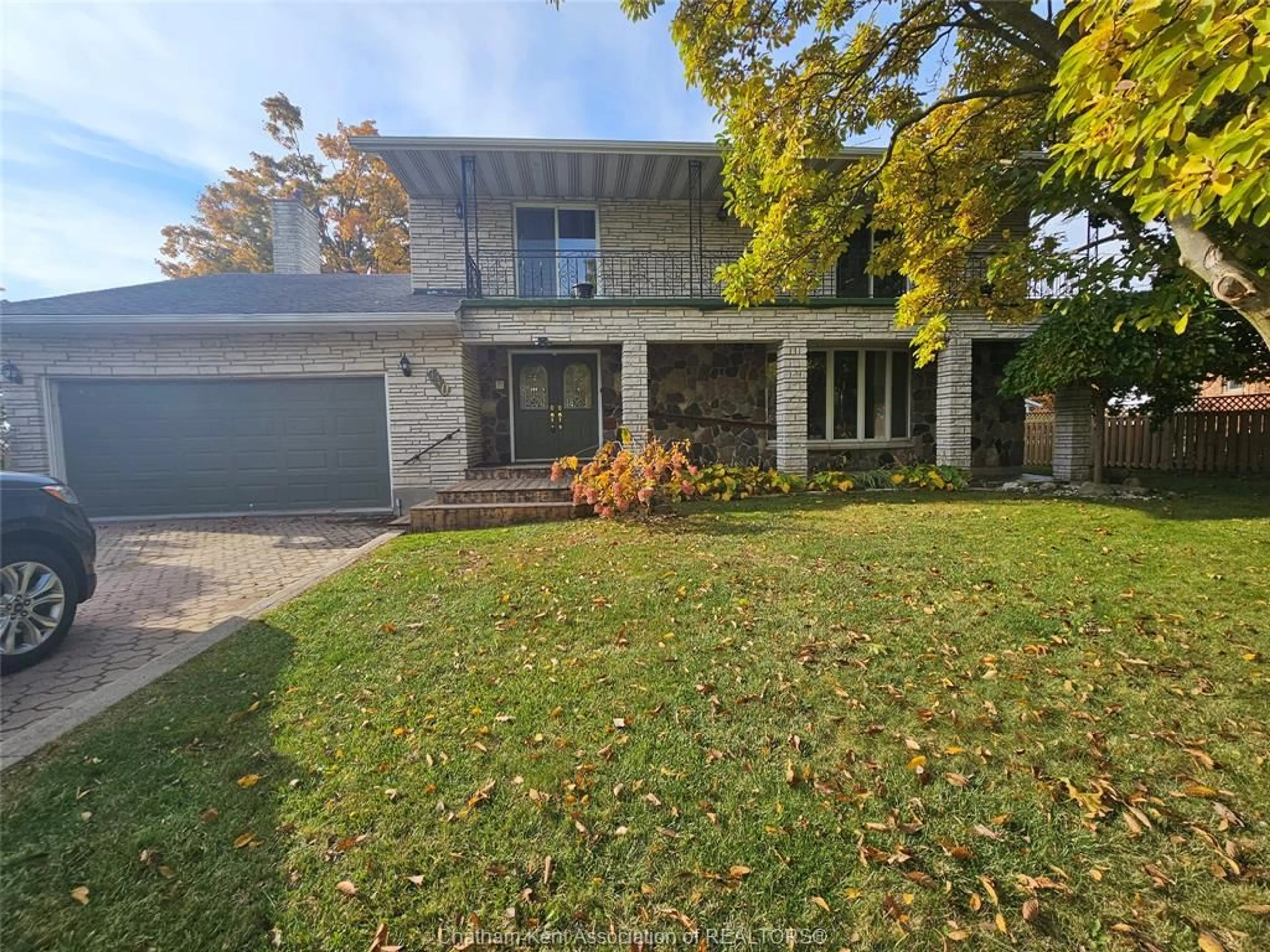 Frontside or backside of a home, the street view for 140 Little St, Blenheim Ontario N0P1A0