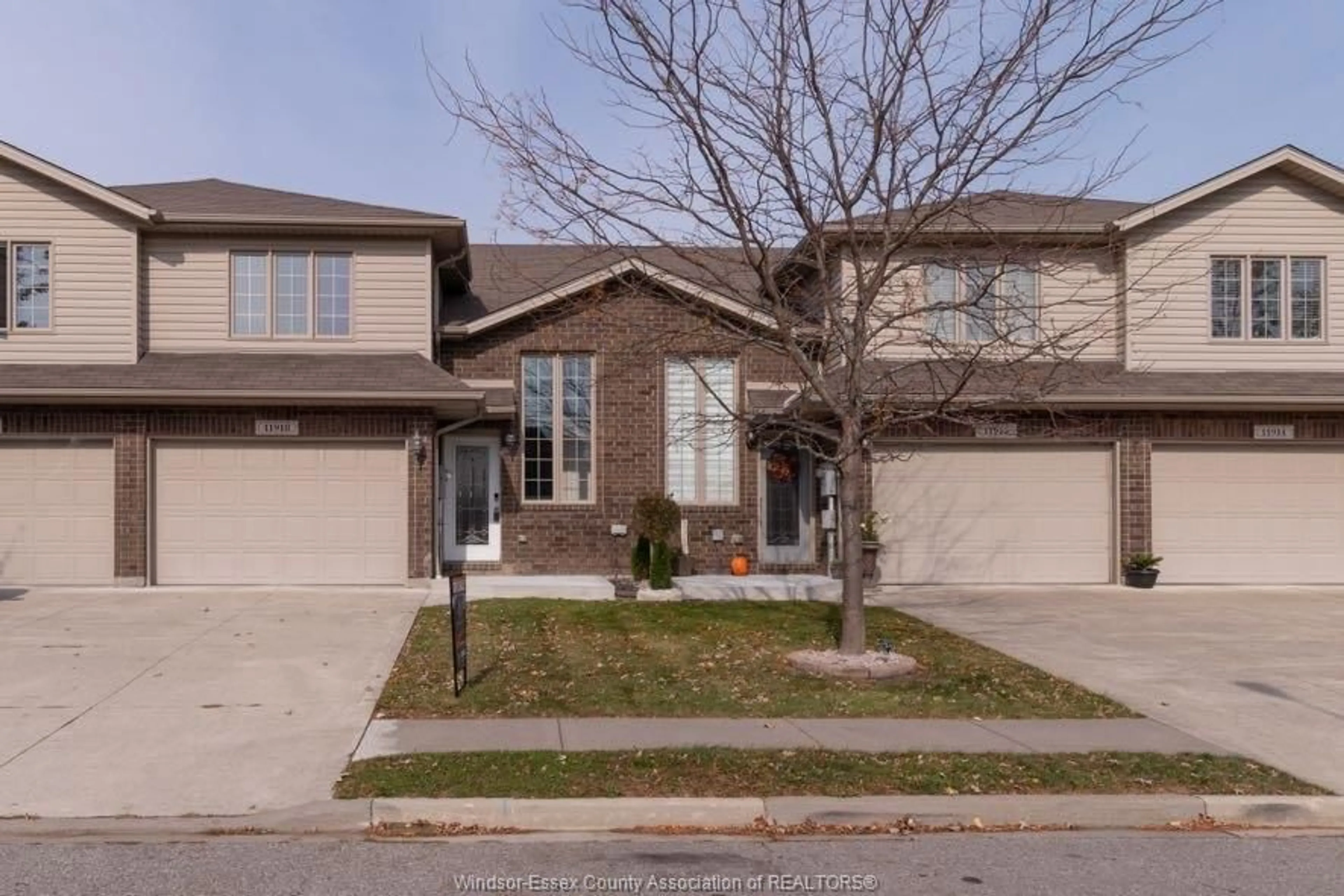 Home with brick exterior material, street for 11918 BOULDER Cres, Windsor Ontario N8P 1Z6