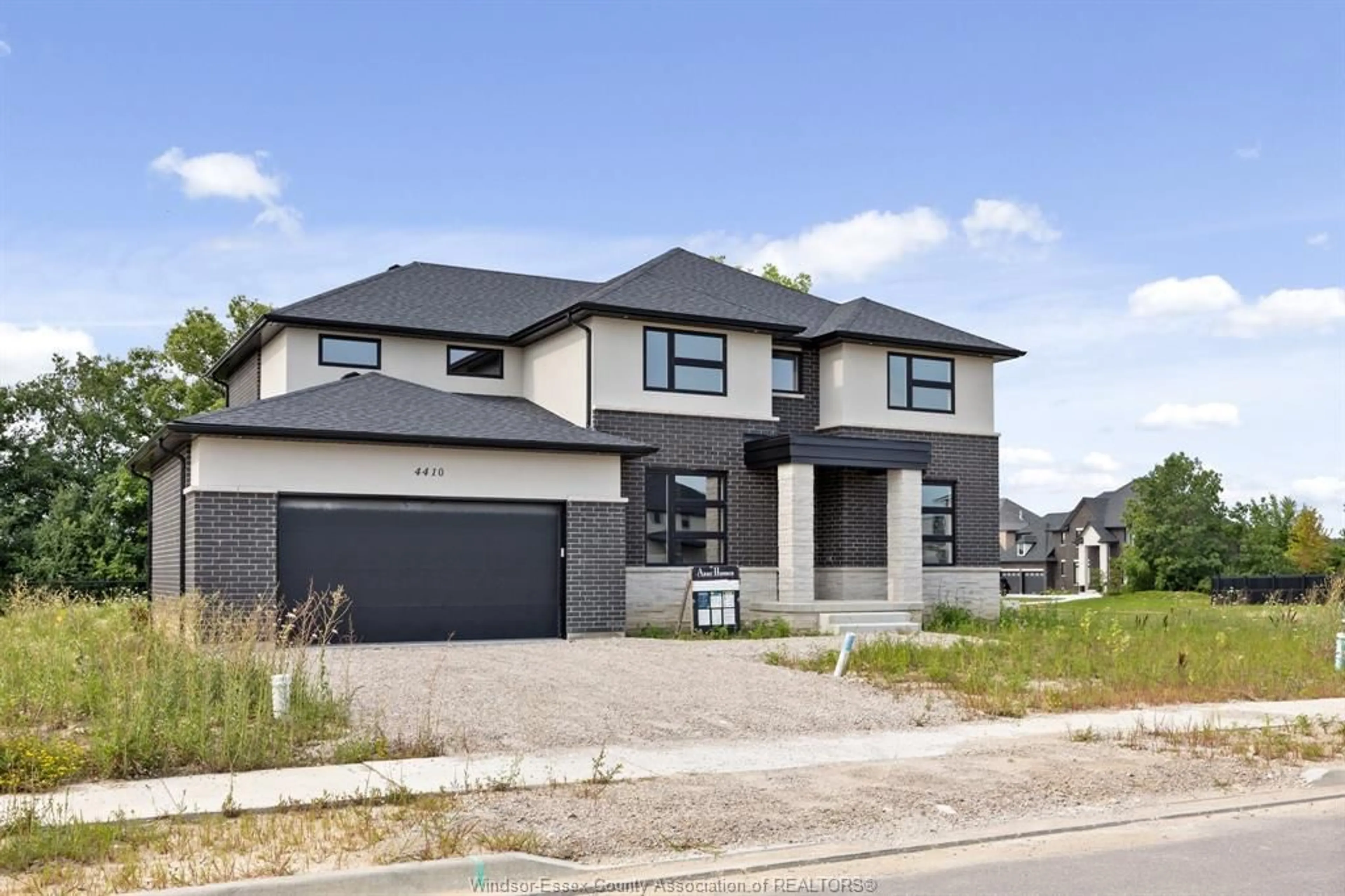 Frontside or backside of a home, the street view for 4410 CATERINA, LaSalle Ontario N9H 0N3