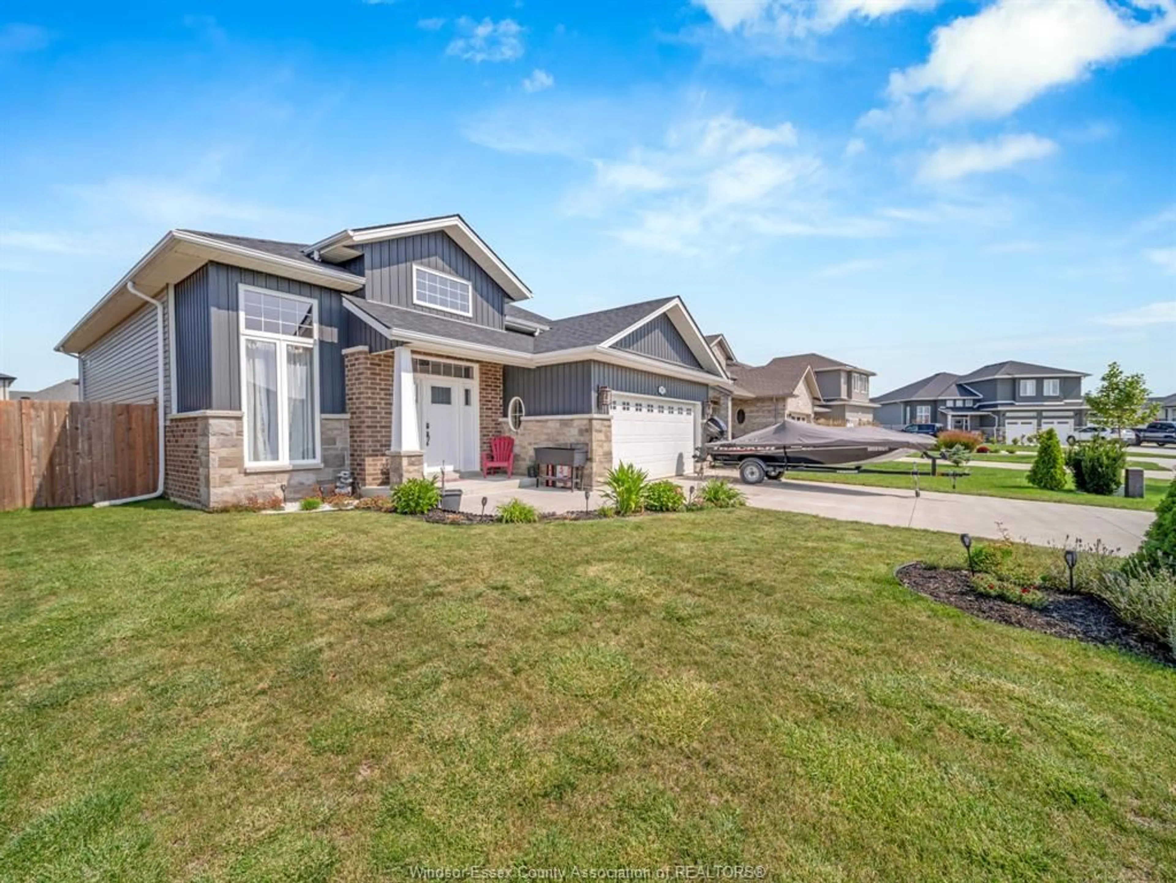 Frontside or backside of a home, the street view for 308 Patten Cres, Amherstburg Ontario N9V 4C8