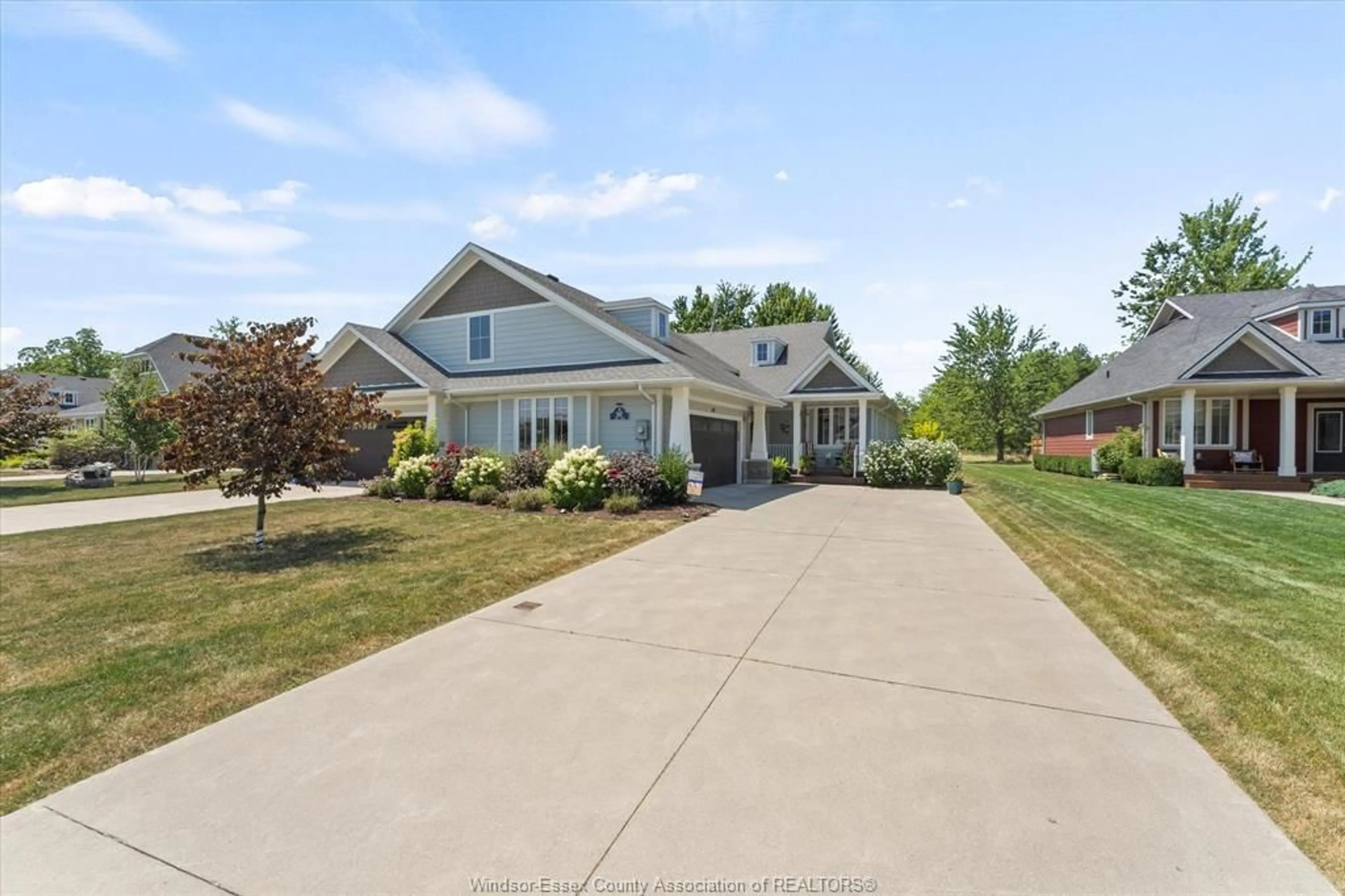 Frontside or backside of a home, the street view for 507 GOLD COAST, Amherstburg Ontario N9V 4R2