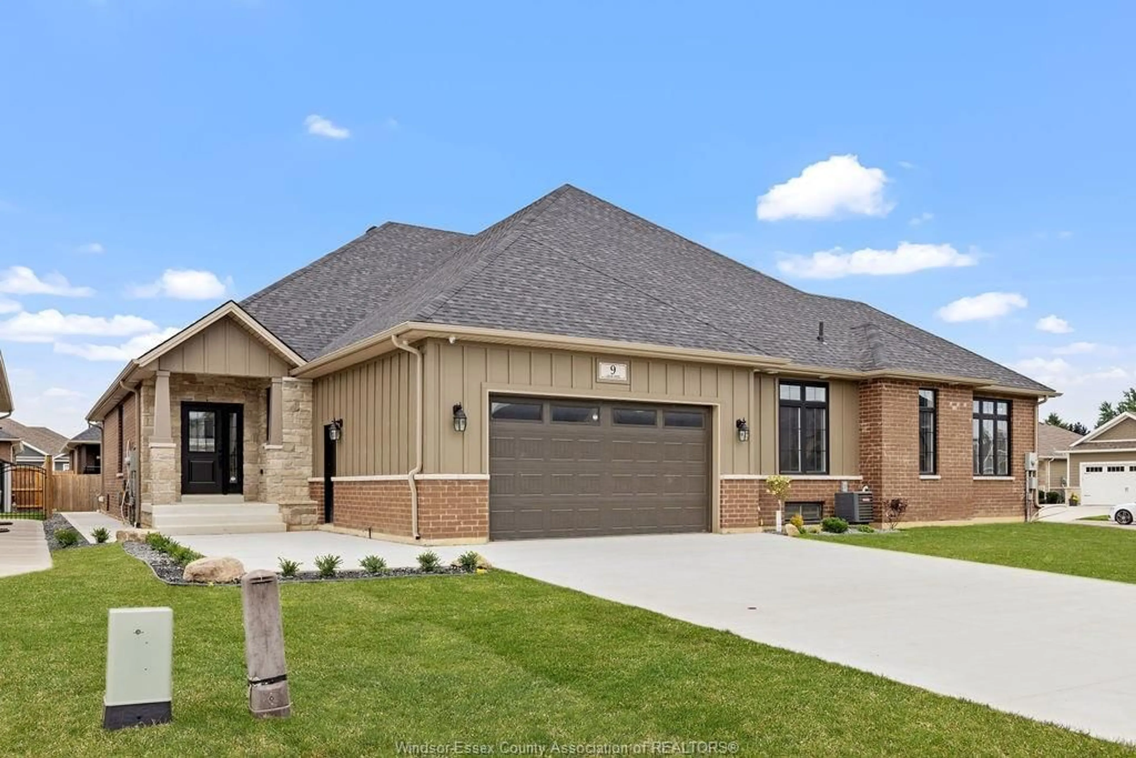 Home with brick exterior material for 9 LUKAS Dr, Kingsville Ontario N9Y 4G5