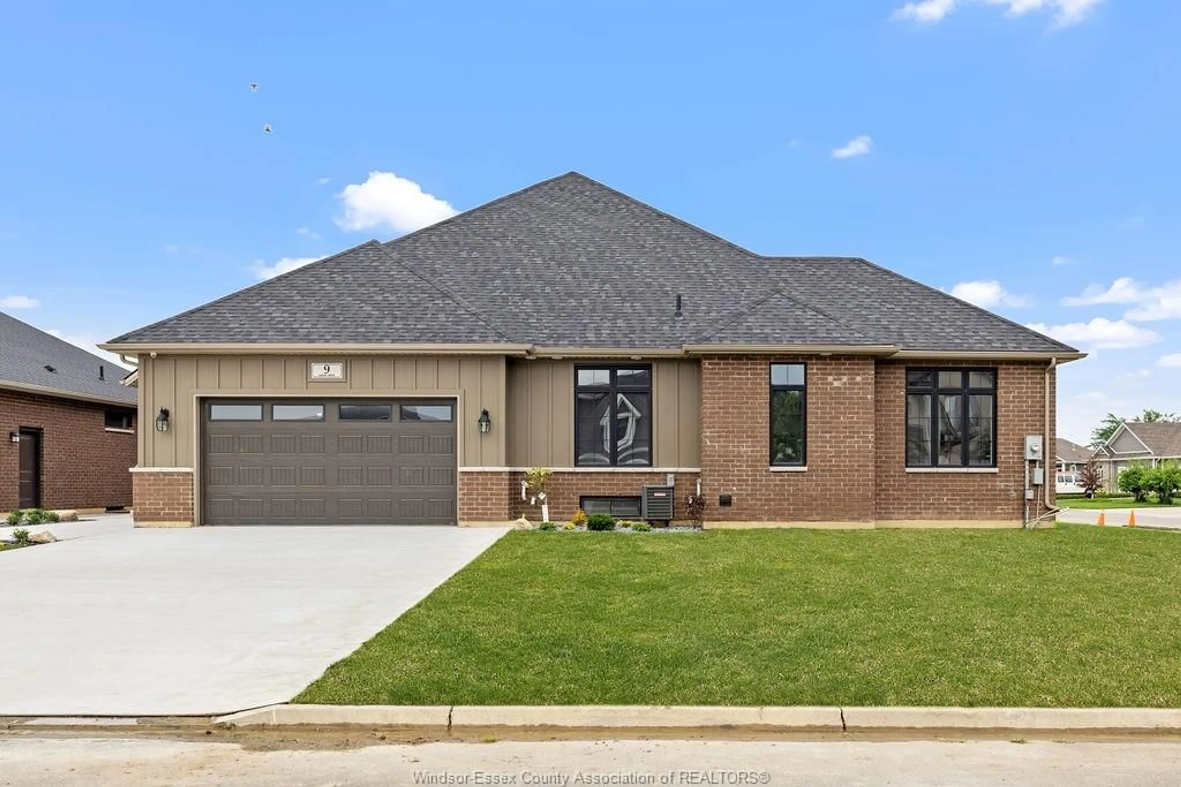 Home with brick exterior material for 9 LUKAS Dr, Kingsville Ontario N9Y 4G5