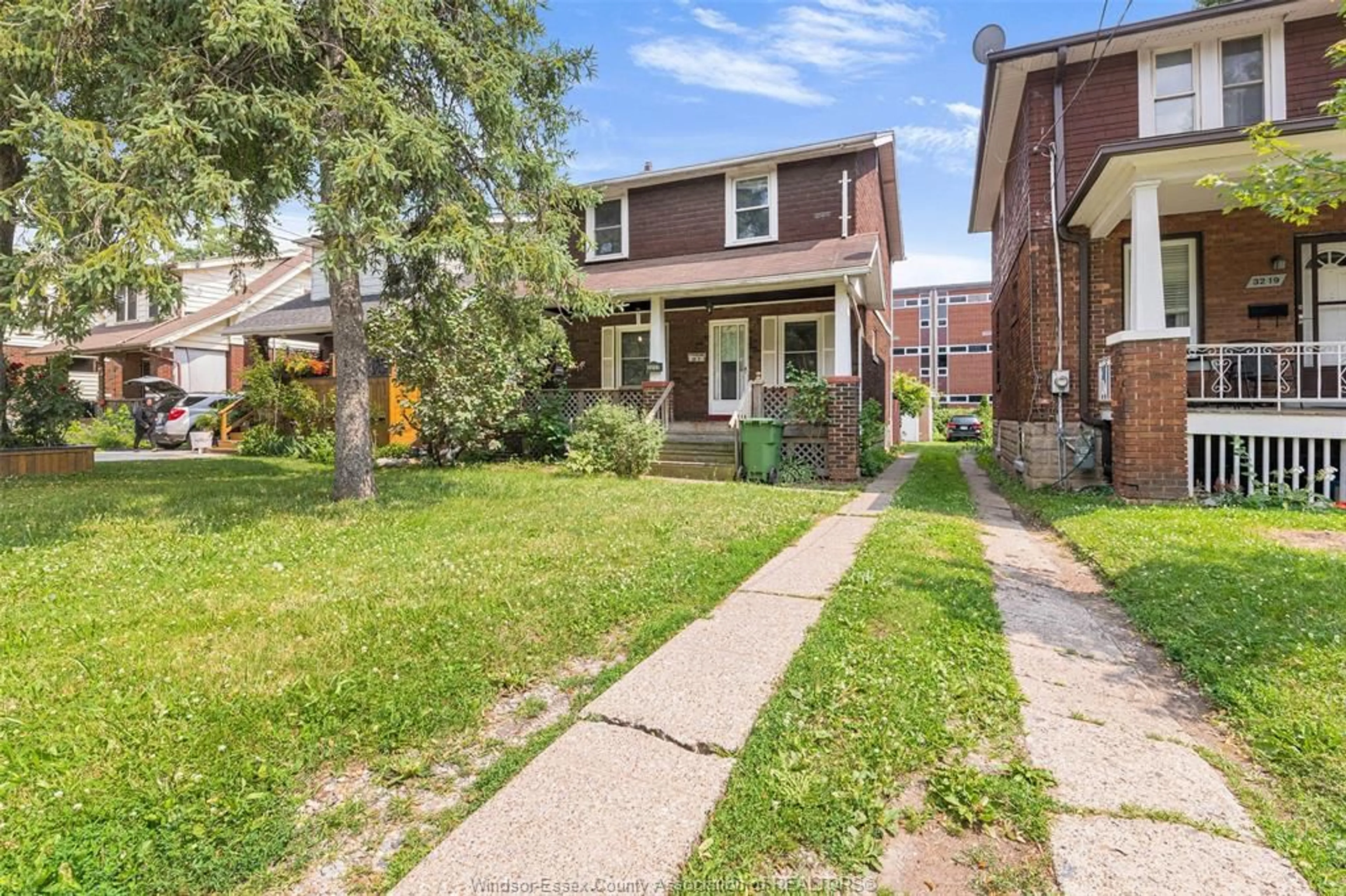 Frontside or backside of a home, the fenced backyard for 3217 LINWOOD PLACE, Windsor Ontario N9C 1P9