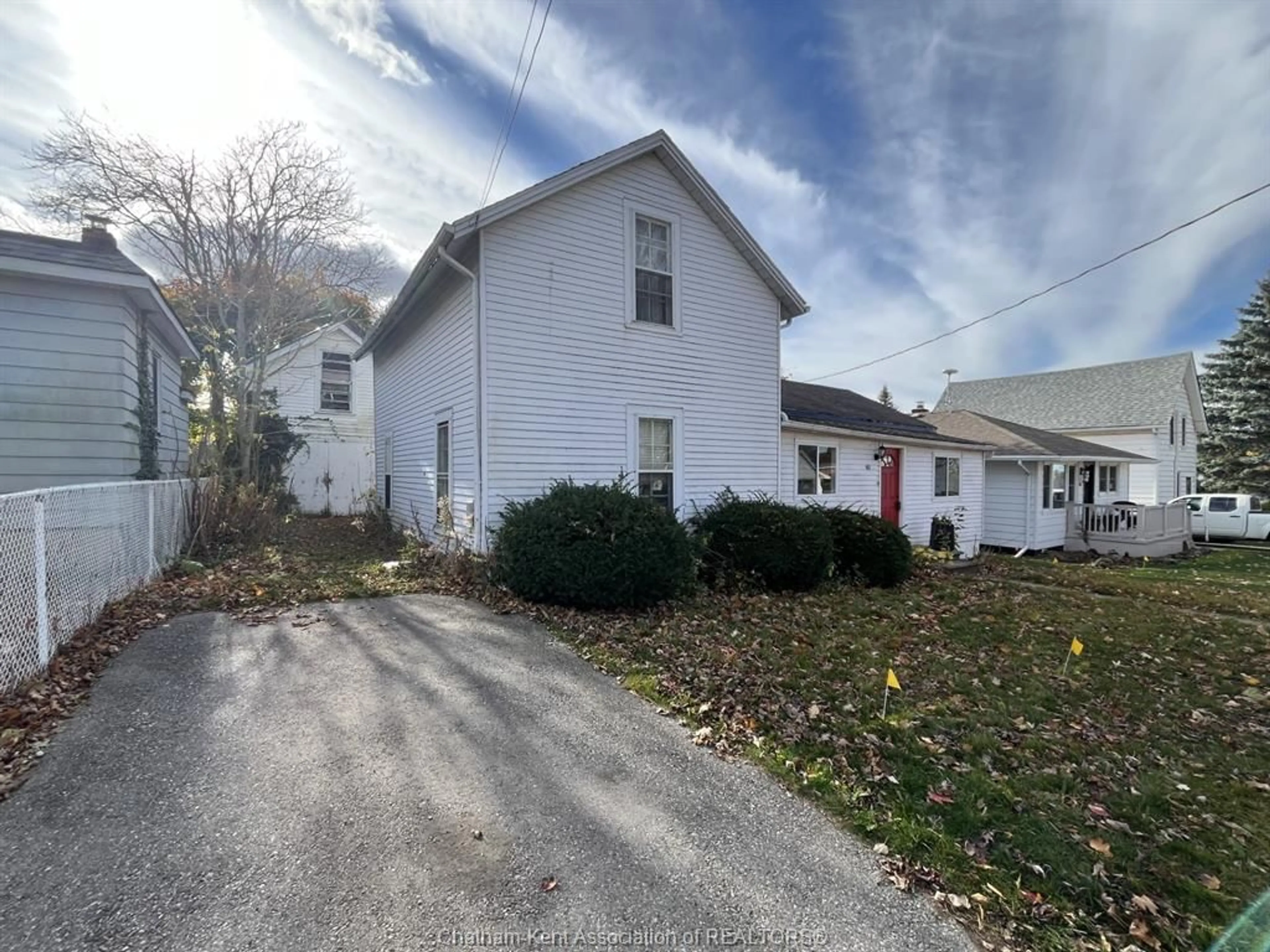 Frontside or backside of a home, the front or back of building for 40 Little St, Blenheim Ontario N0P 1A0